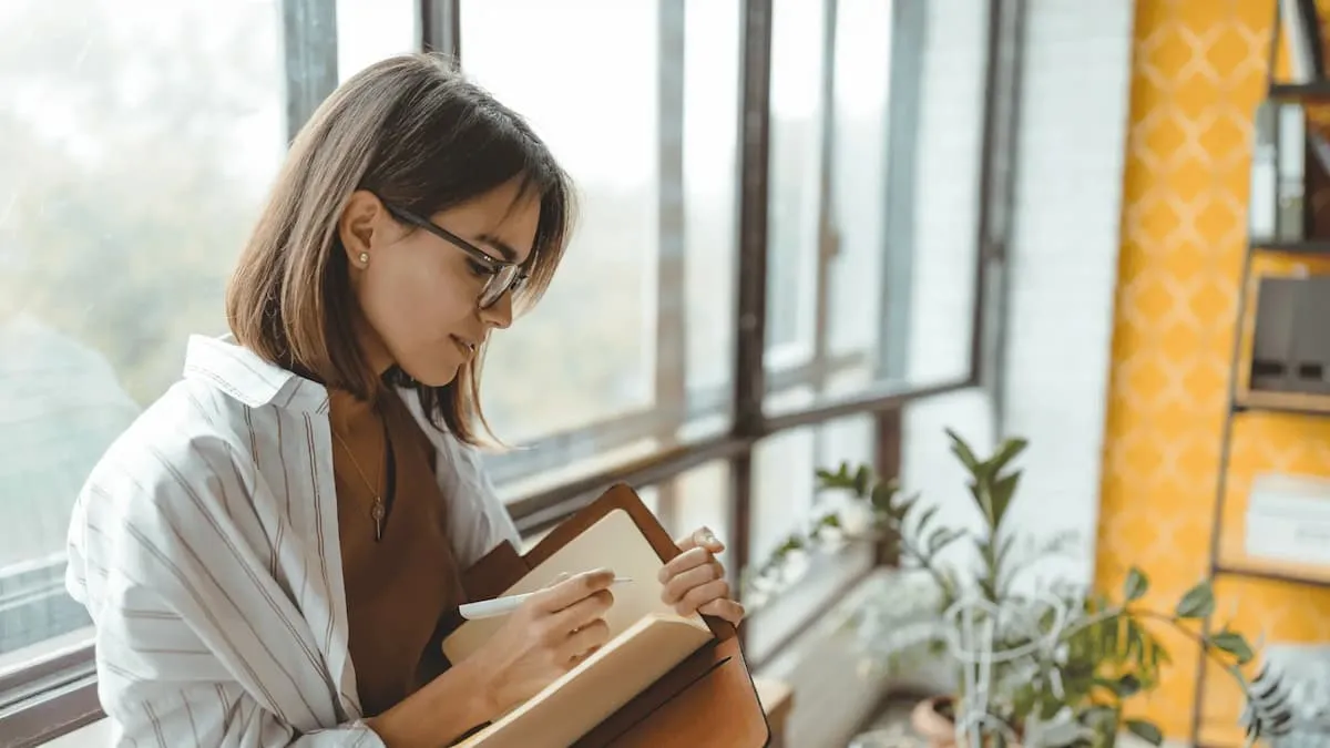 Cognitive Behavioural Therapy (CBT) Exercises to Improve Mental Health