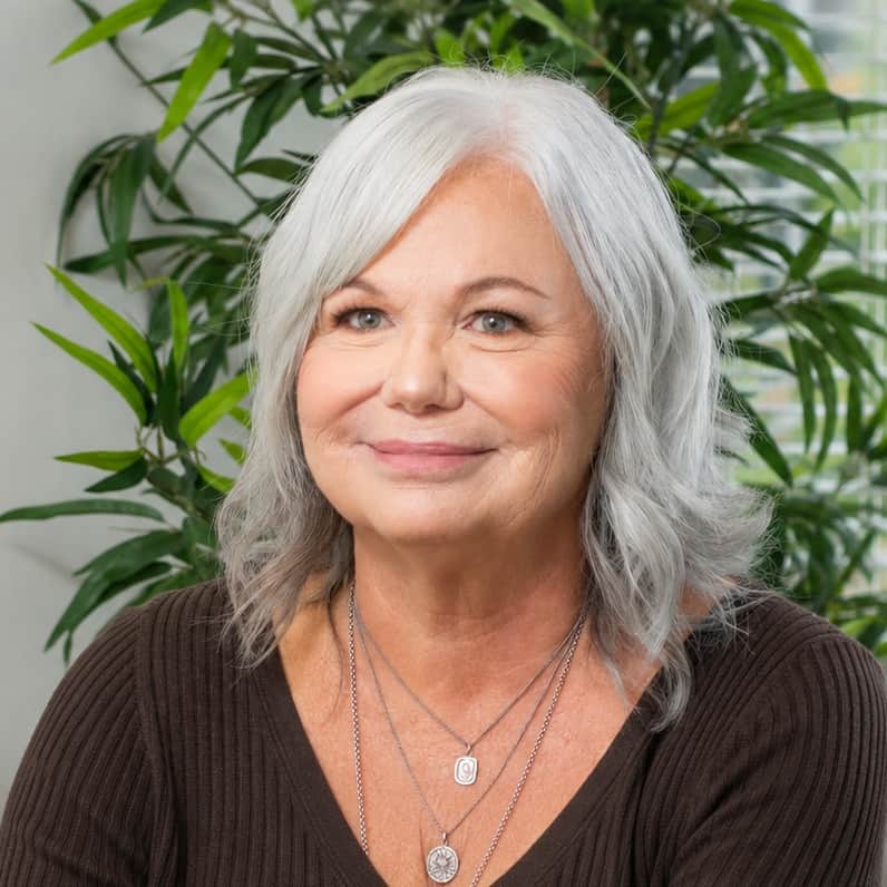 Shelley Coates