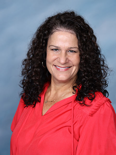 Mrs. Leigh Holder