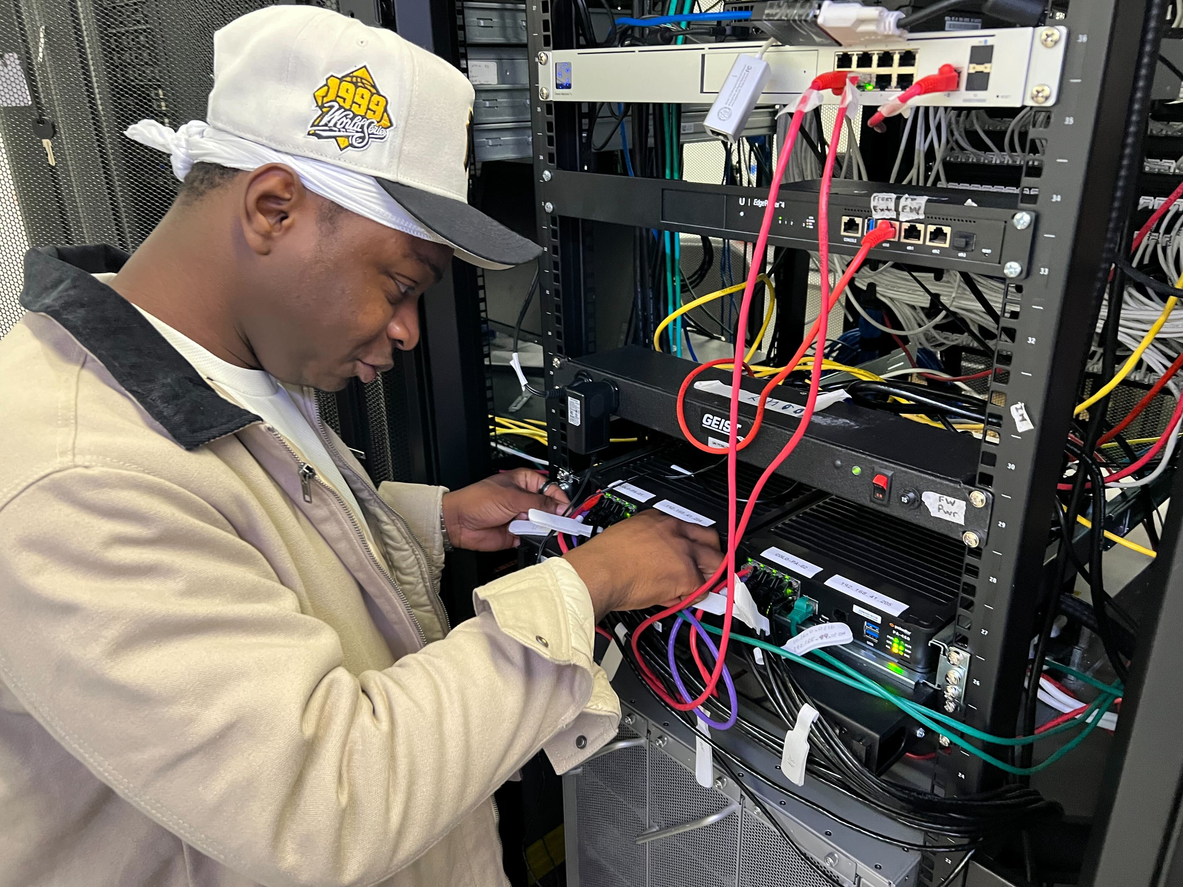 Net Friends Tech performing cybersecurity training on server