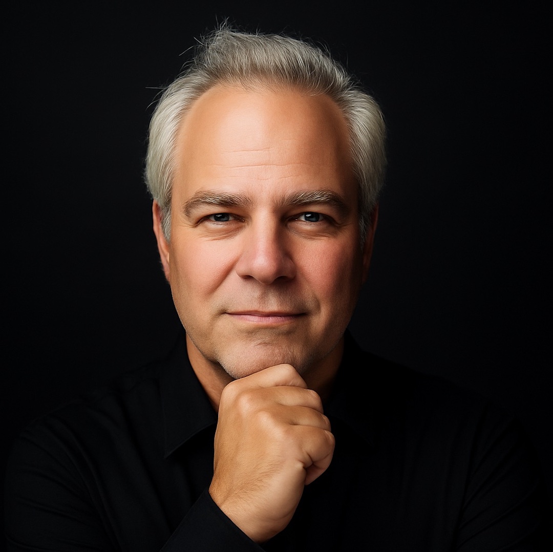 Headshot of Mike Dias — creator of Nobody Likes Networking and keynote speaker on trust and connection.
