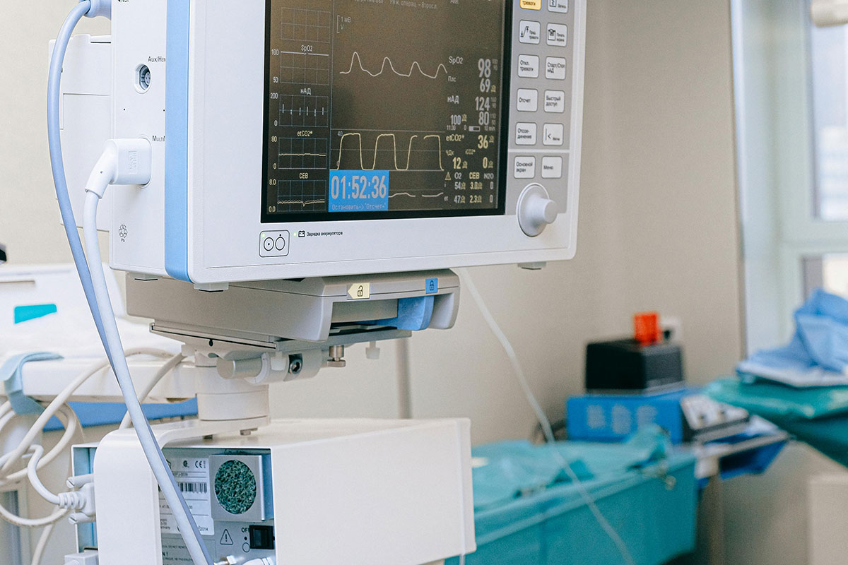 A Practical, Optimised Guide to ISO 13485 Medical Device Quality Management Implementation with AvISO and ISOvA