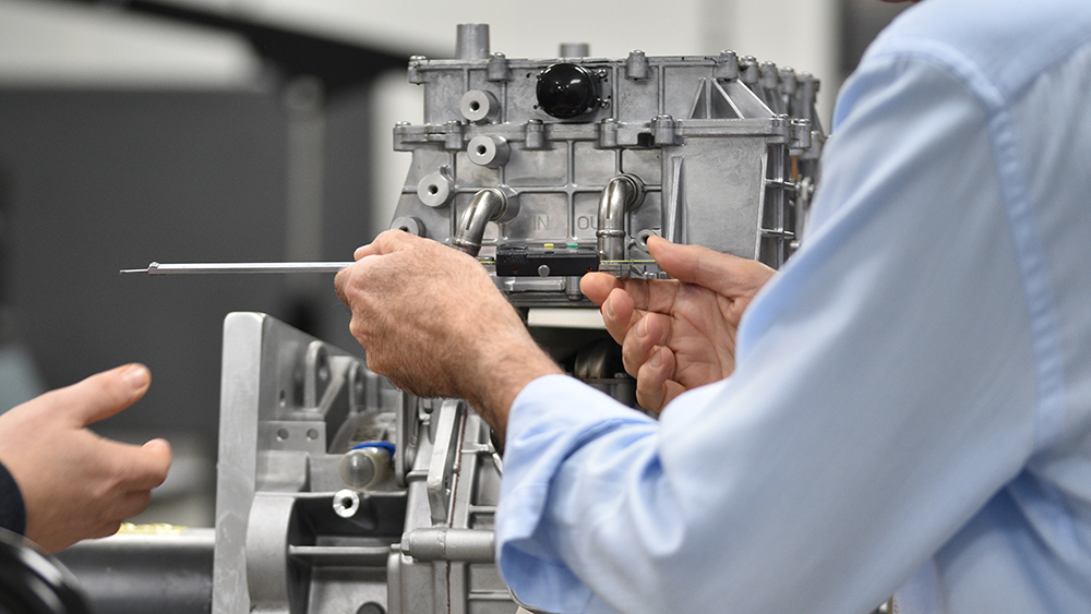Drivetrain and powertrain engineering services from concept development and design through testing, validation and series production