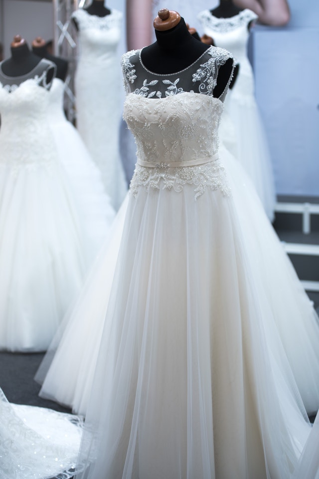 Say Yes to the Dress: Tips for Finding Your Wedding Dress