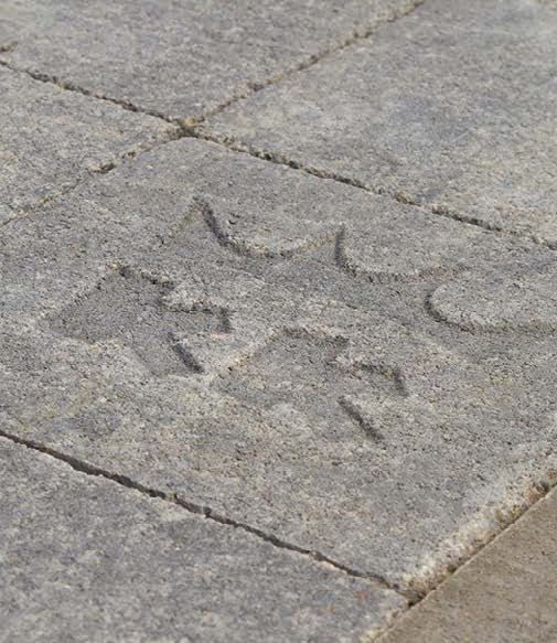 London Ódon Várhegy Kő címeres egyedi darabbal