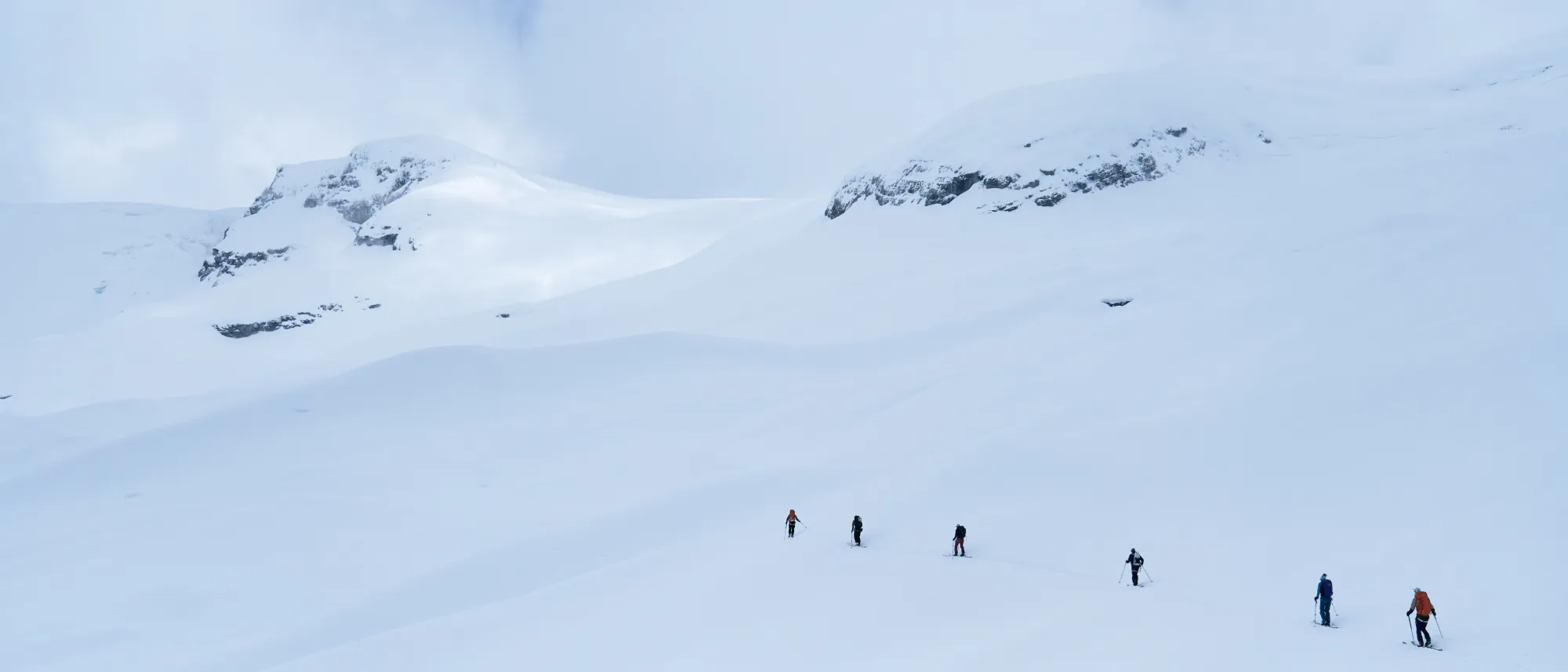 Backcountry skiier on the icefall traverse