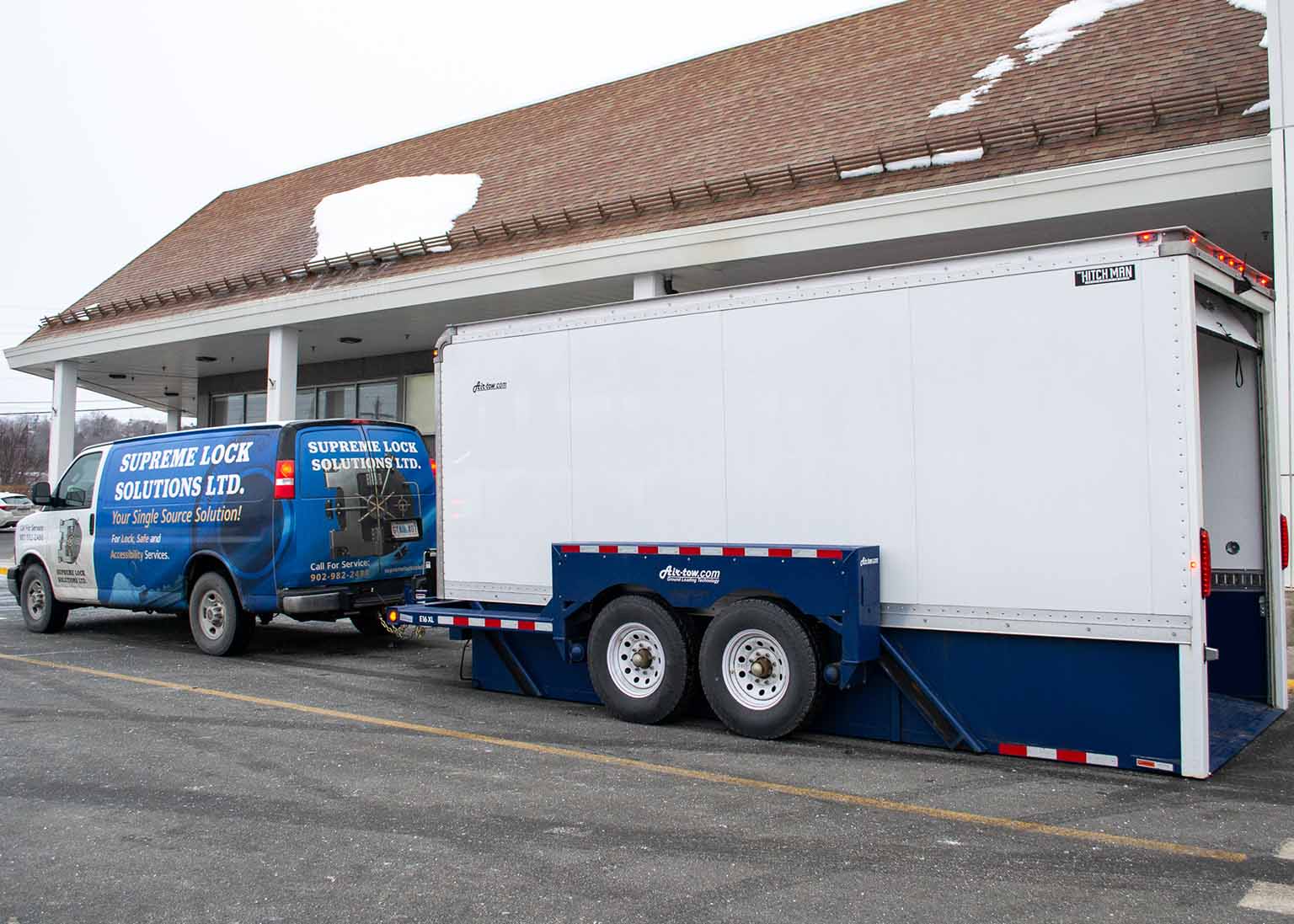 Supreme Lock Solutions Van