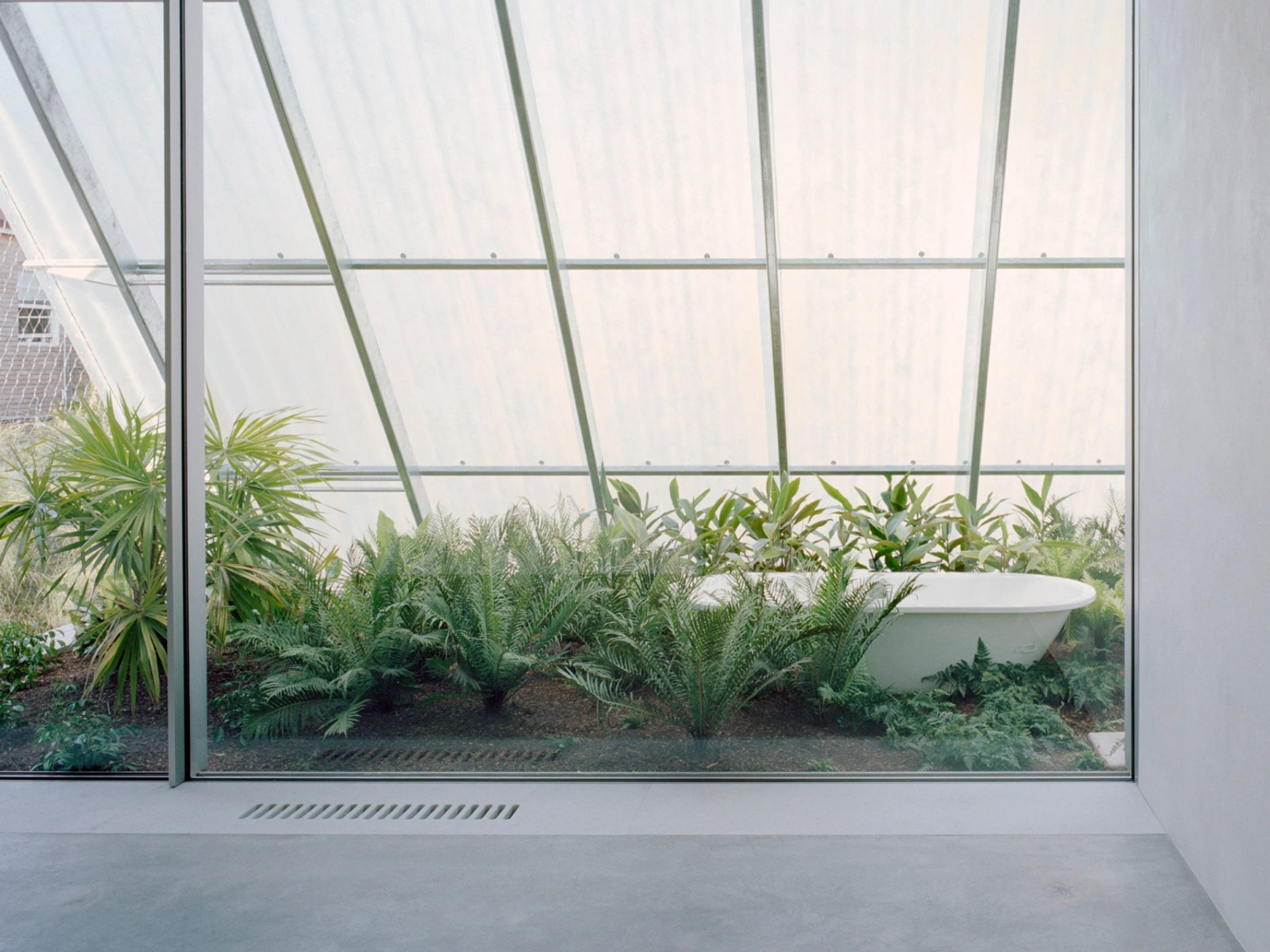 Clifton House by Anthony Gill Architects
