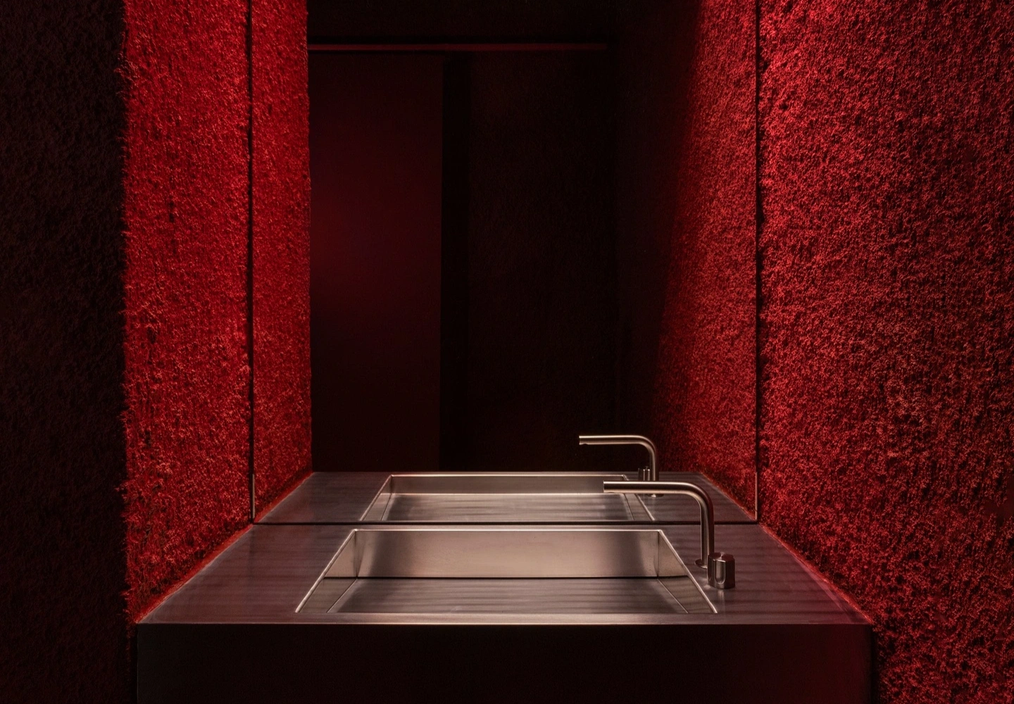 L’ALTRO by Sagoma Studio