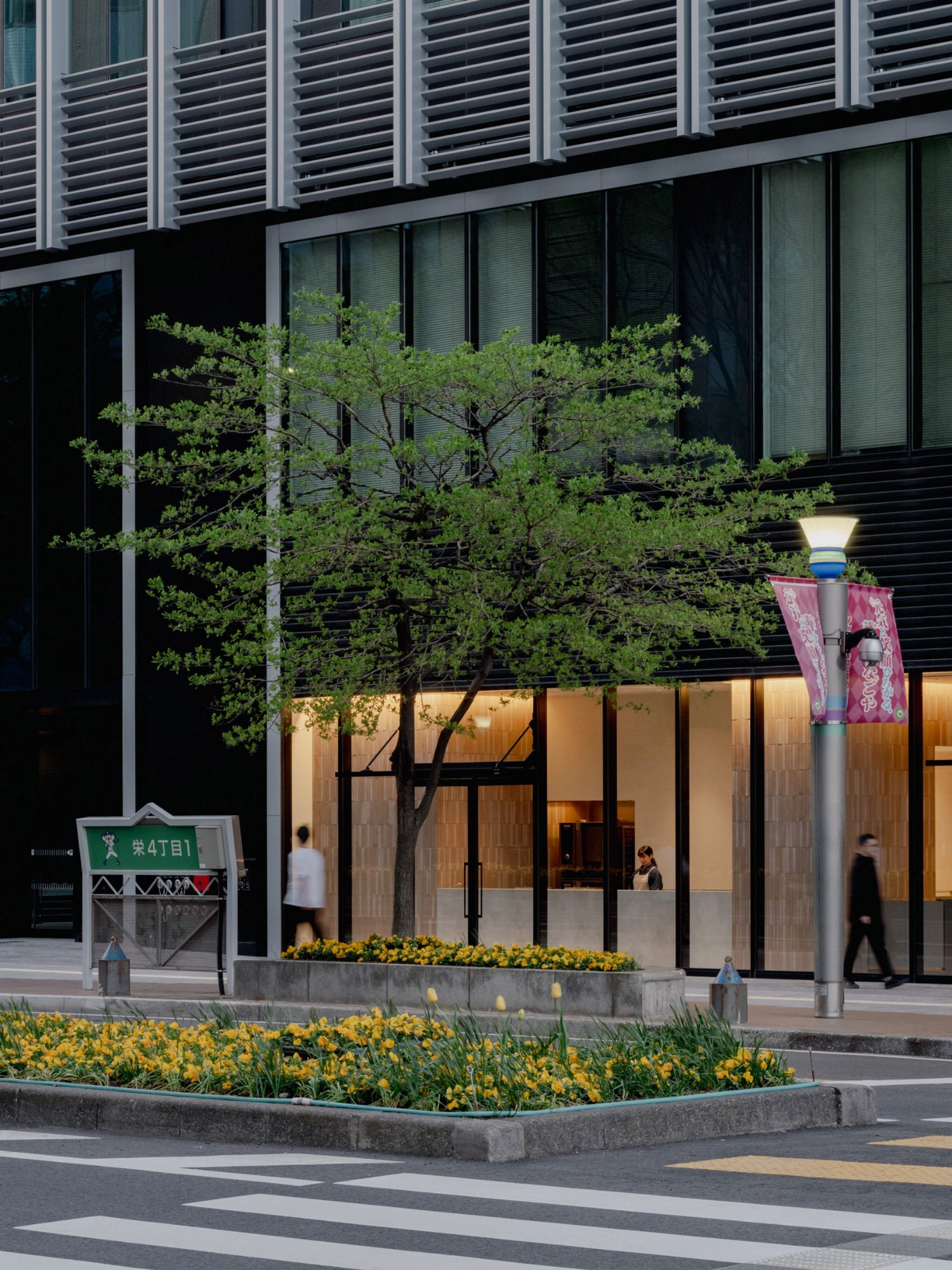 Blue Bottle Coffee Nagoya Sakae Cafe by Keiji Ashizawa Design, Japan guide, cafe interior design
