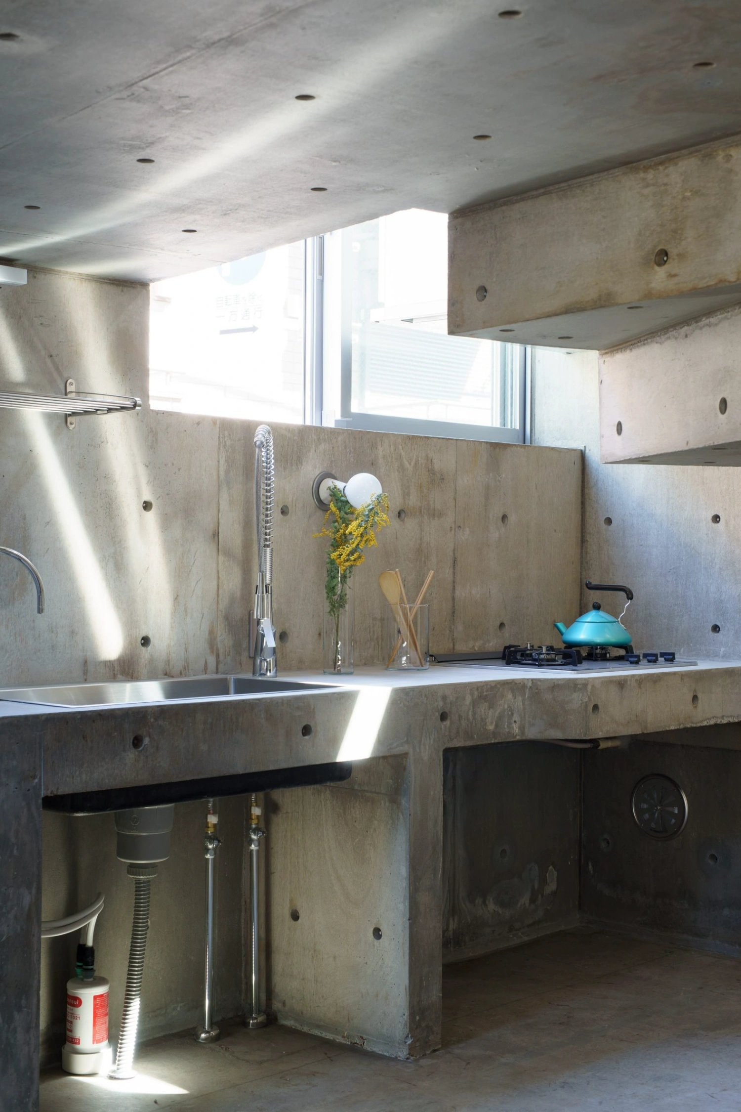 Nakano House by Suzuko Yamada Architects, jutaku, japanese architecture, Tokyo City Guide, concrete