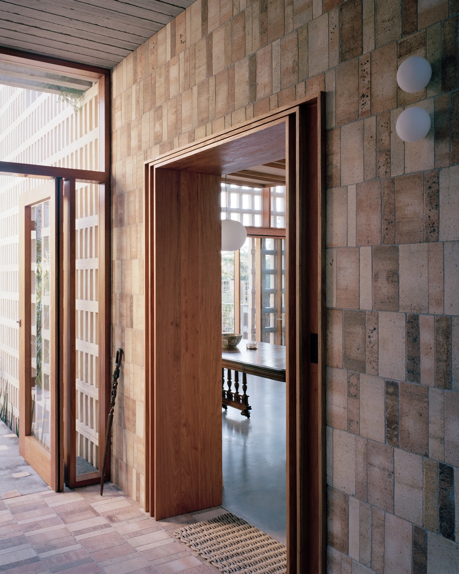 Birdwood House by Peter Besley, architecture, interior design, Australian project 