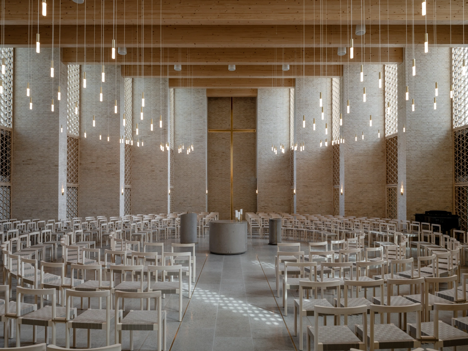 Højvangen Church by Henning Larsen + espen surnevik, sacral architectre, denmark guide