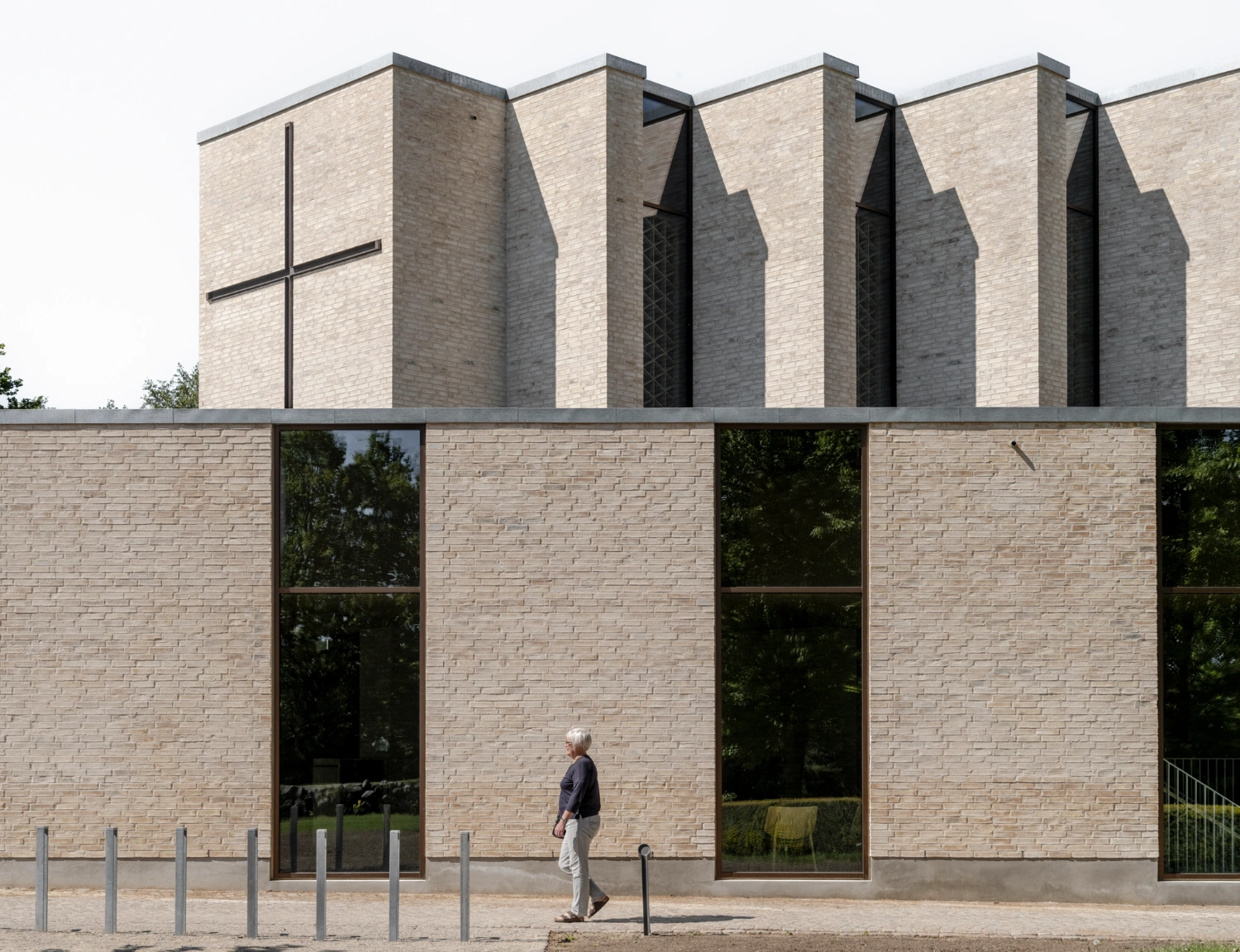 Højvangen Church by Henning Larsen + espen surnevik, sacral architectre, denmark guide