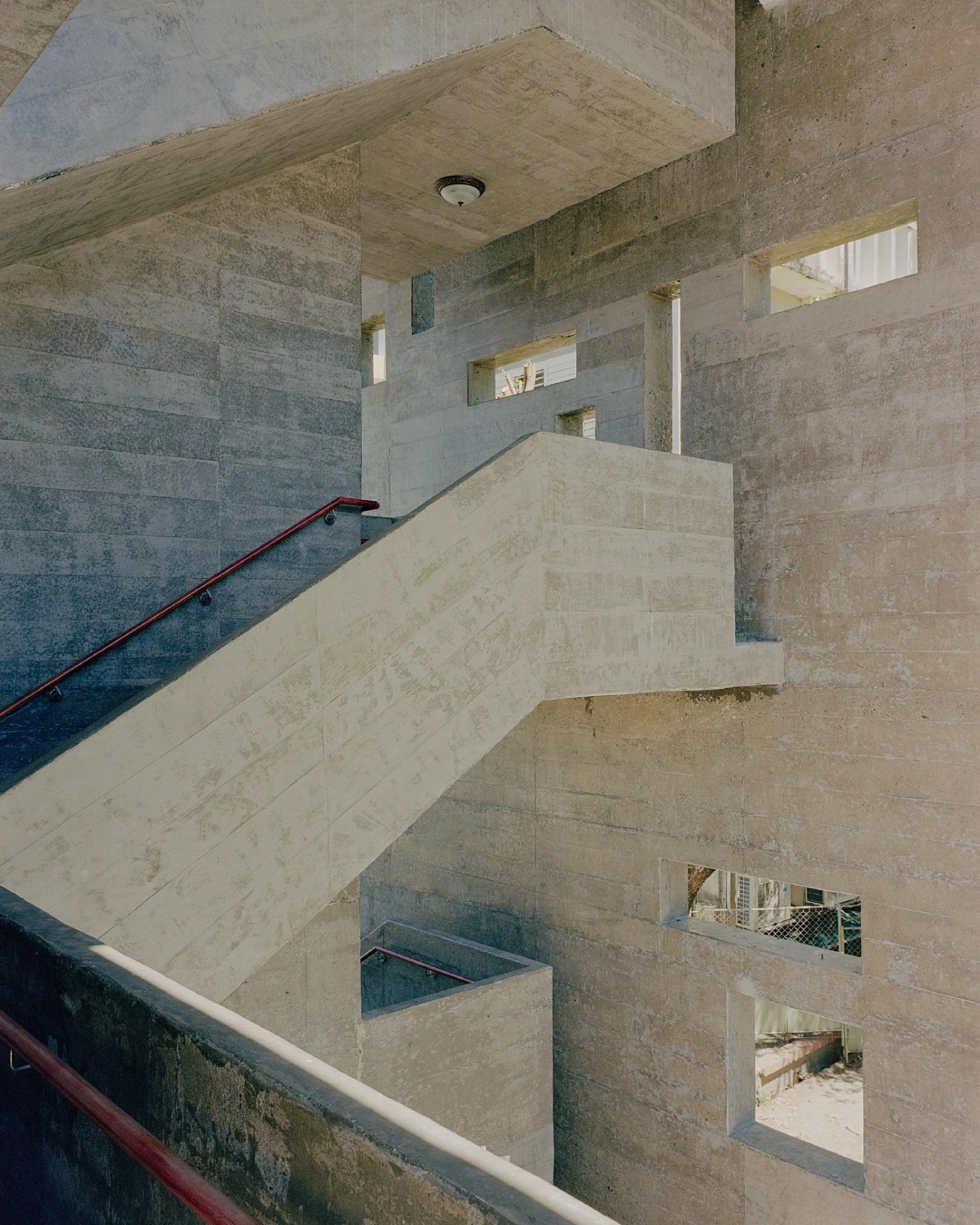 Kung-Tung Church (公東教堂) by Justus Dahinden, sacral architecture, taiwan guide, concrete