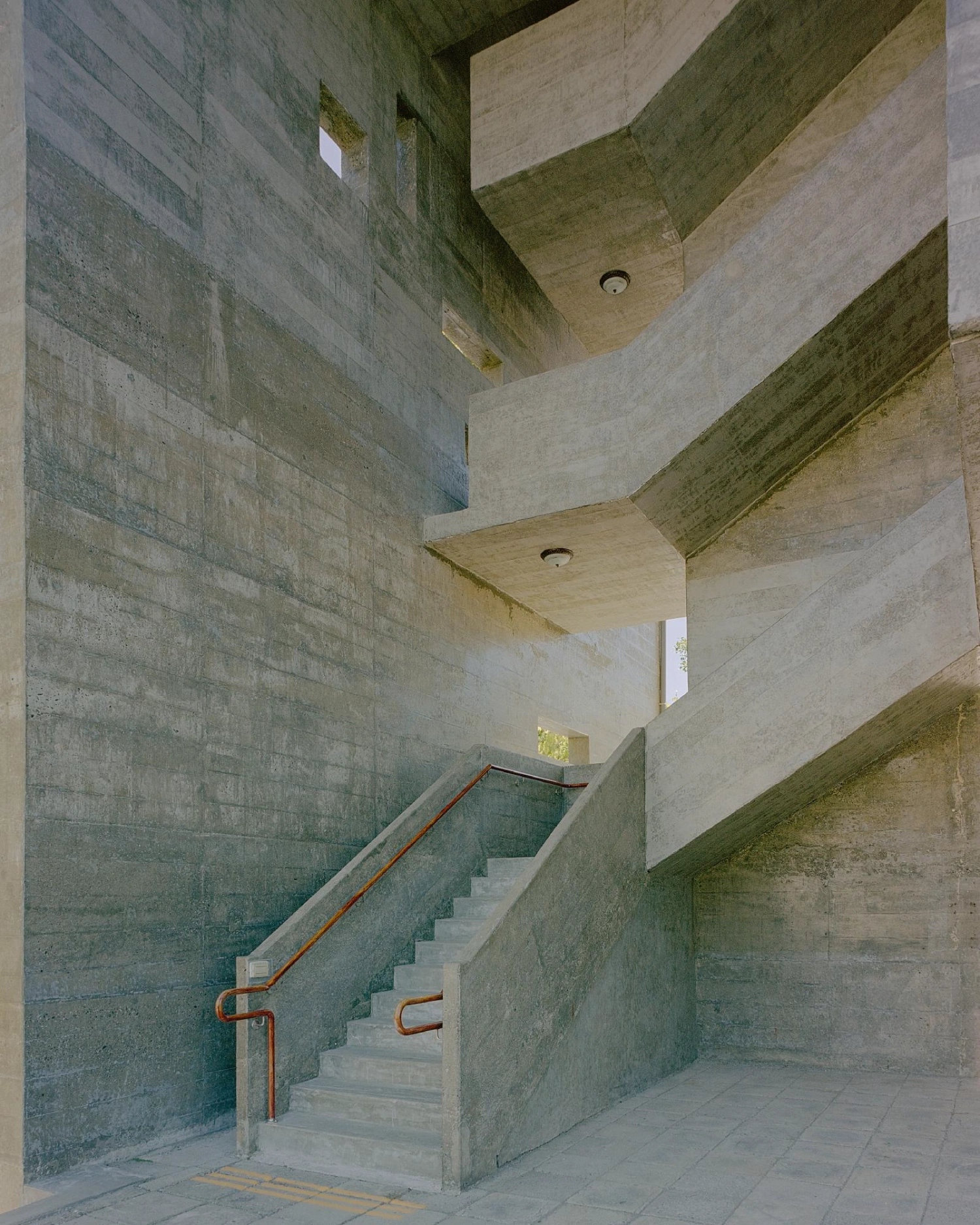 Kung-Tung Church (公東教堂) by Justus Dahinden, sacral architecture, taiwan guide, concrete
