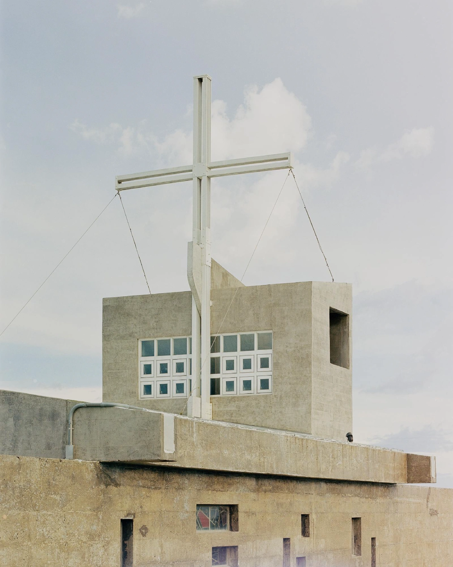Kung-Tung Church (公東教堂) by Justus Dahinden, sacral architecture, taiwan guide, concrete