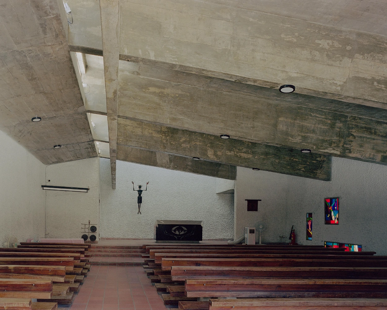Kung-Tung Church (公東教堂) by Justus Dahinden, sacral architecture, taiwan guide, concrete