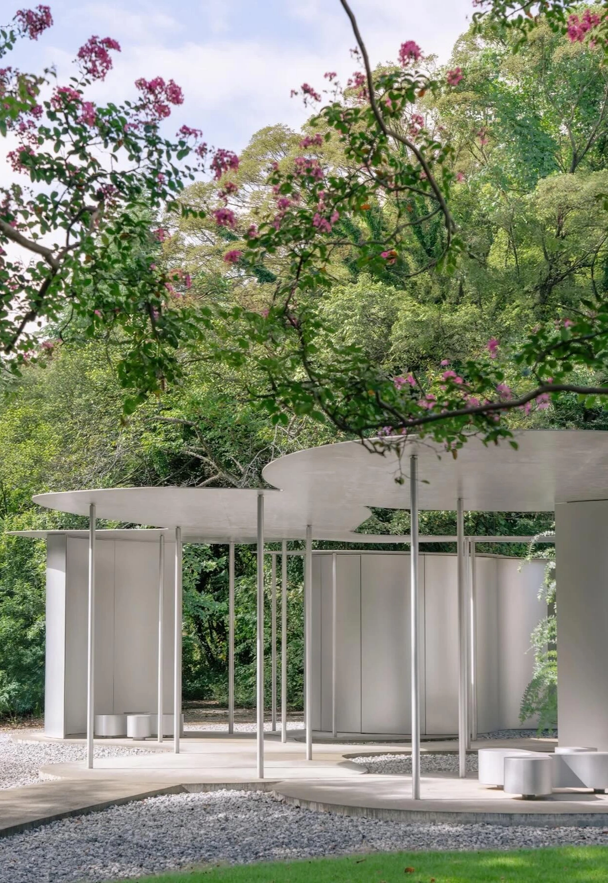 Sonei-ji Cemetery Pavilion by SANAA, tokyo guide, sacral architecture