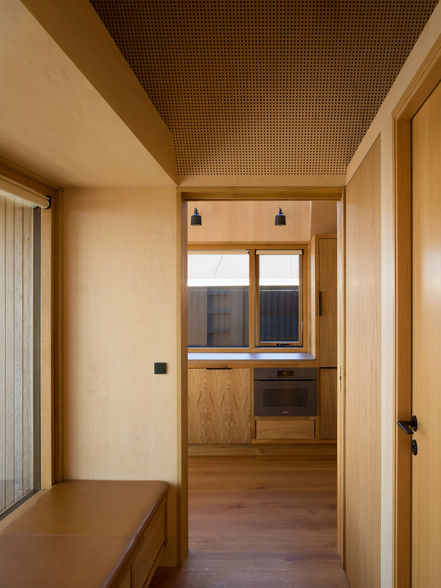 Strandvejen 35 Summer House by Jesper Kusk Arkitekter, Holiday House, Vacation, wood cabin, interior design