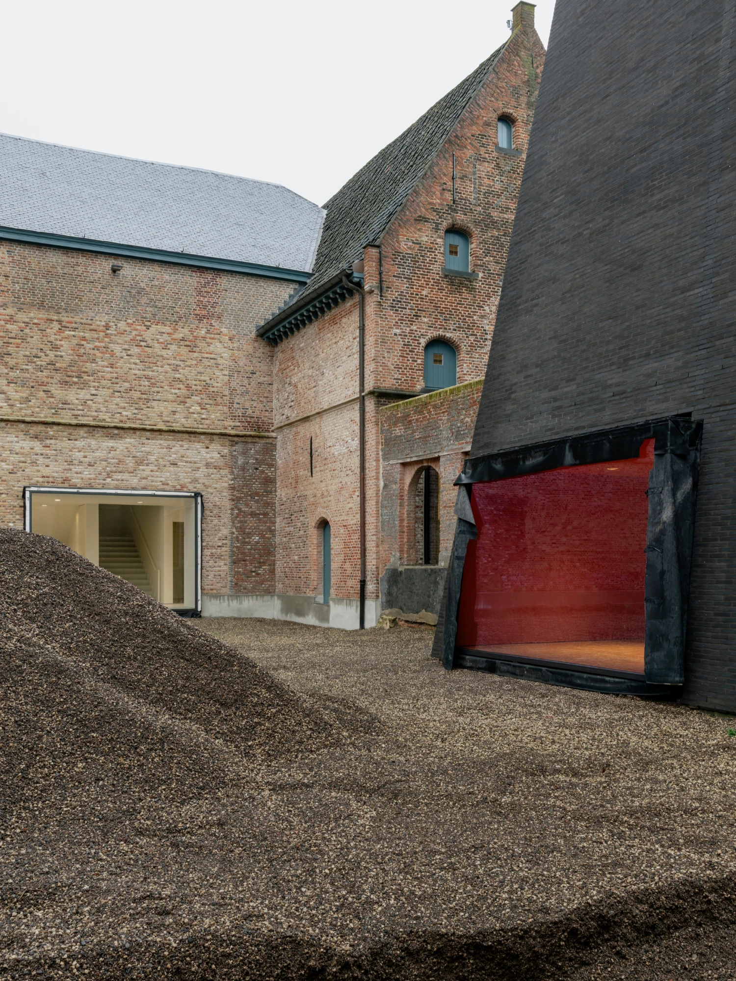 Abby Kortrijk by BAROZZI VEIGA, sacral architecture, belgium, cafe, minimalism