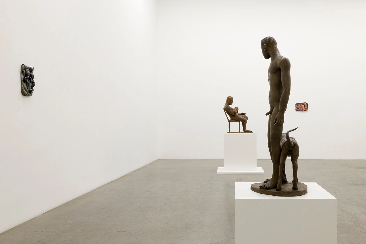La scorza by Louis Fratino at Galerie Neu, Berlin Guide, art exhibition, bronze sculpture