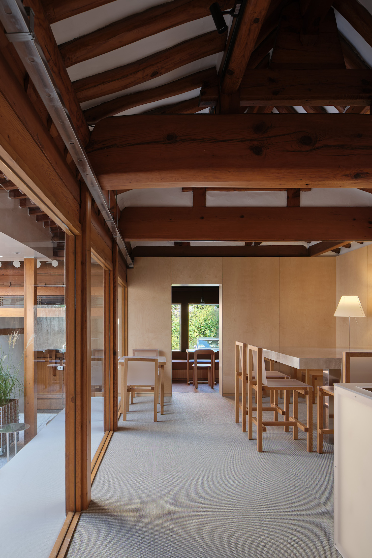 Cordialement Cafe by WARP AND WOOF, Seoul City Guide, Coffee place, interior design
