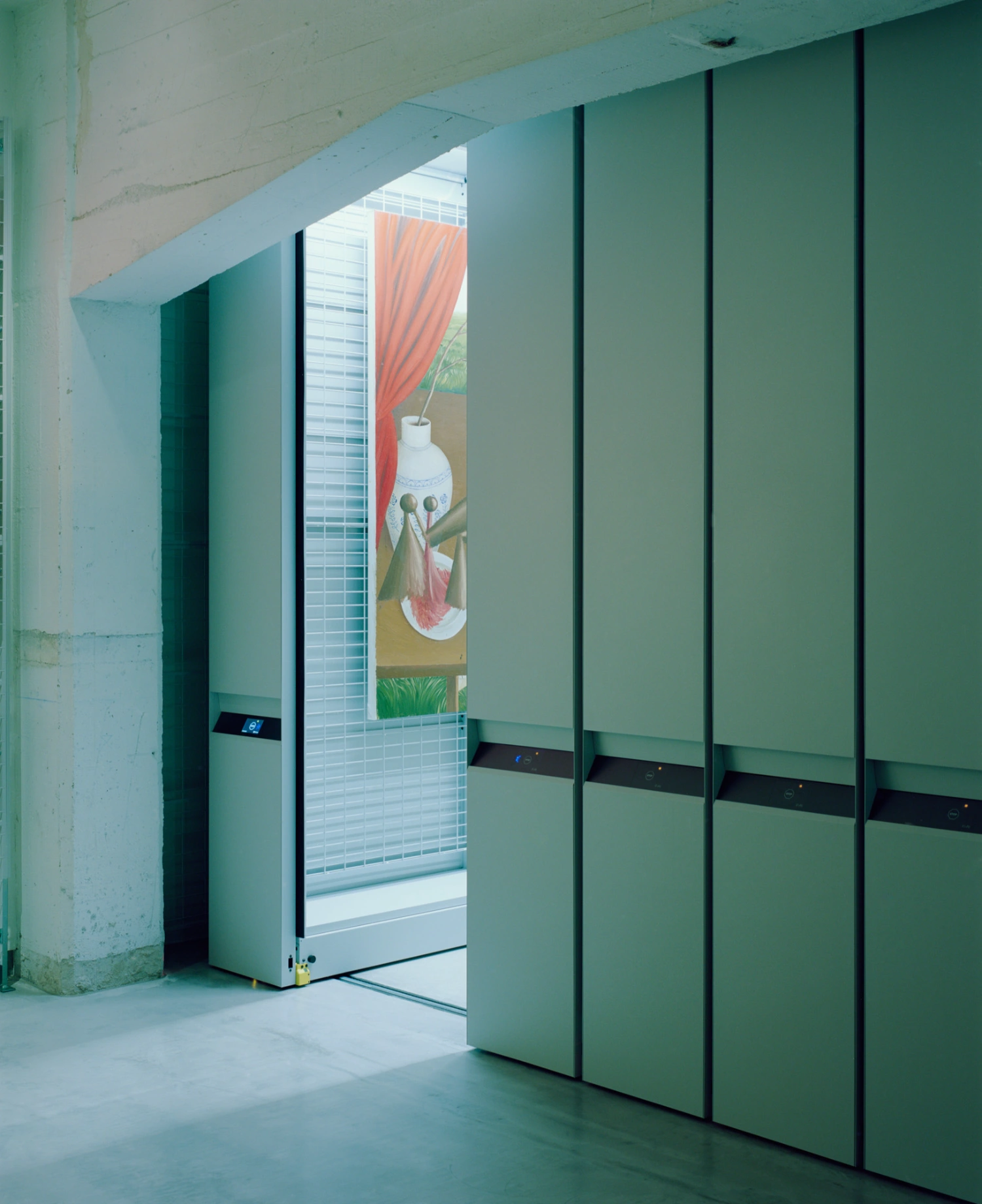 SOLO CSV Art Space by Estudio Herreros, Madrid Guide