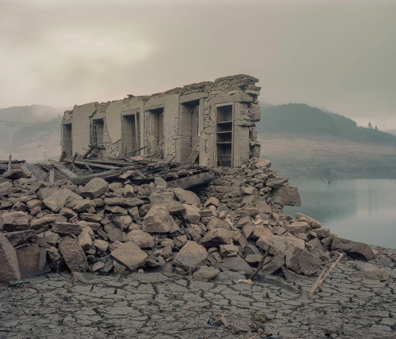 Beyond the Lake by Carlos Folgoso Sueiro, documentary photography, landscape, portrait