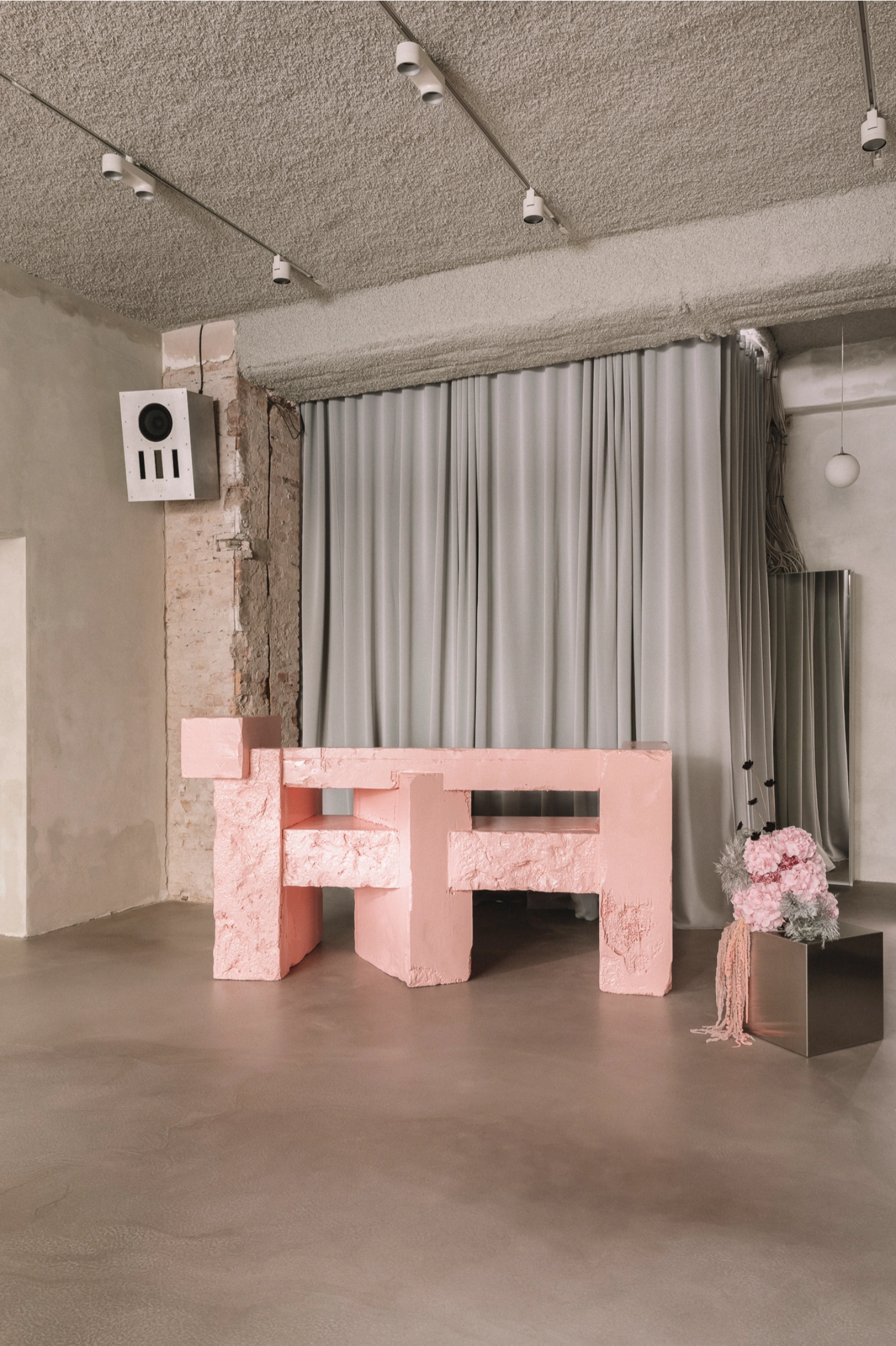 Torstraße 220 by YONT, berlin guide, music label, interior design