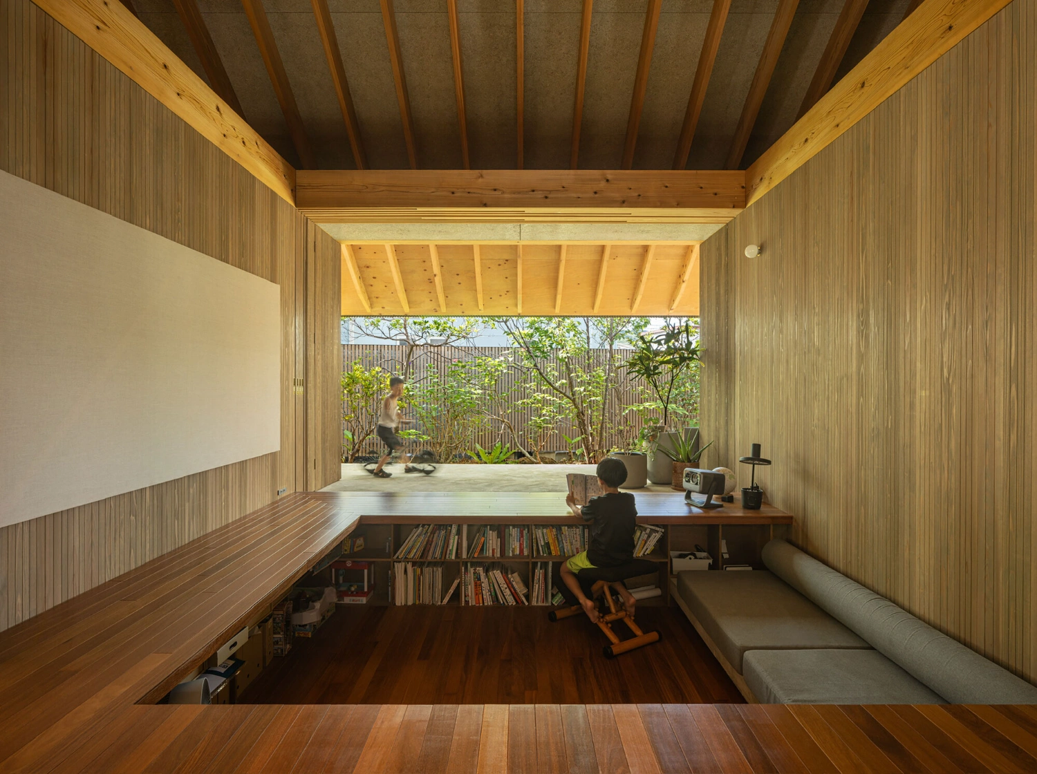 AMAMI House by Sakai Architects, japanese architecture, family house