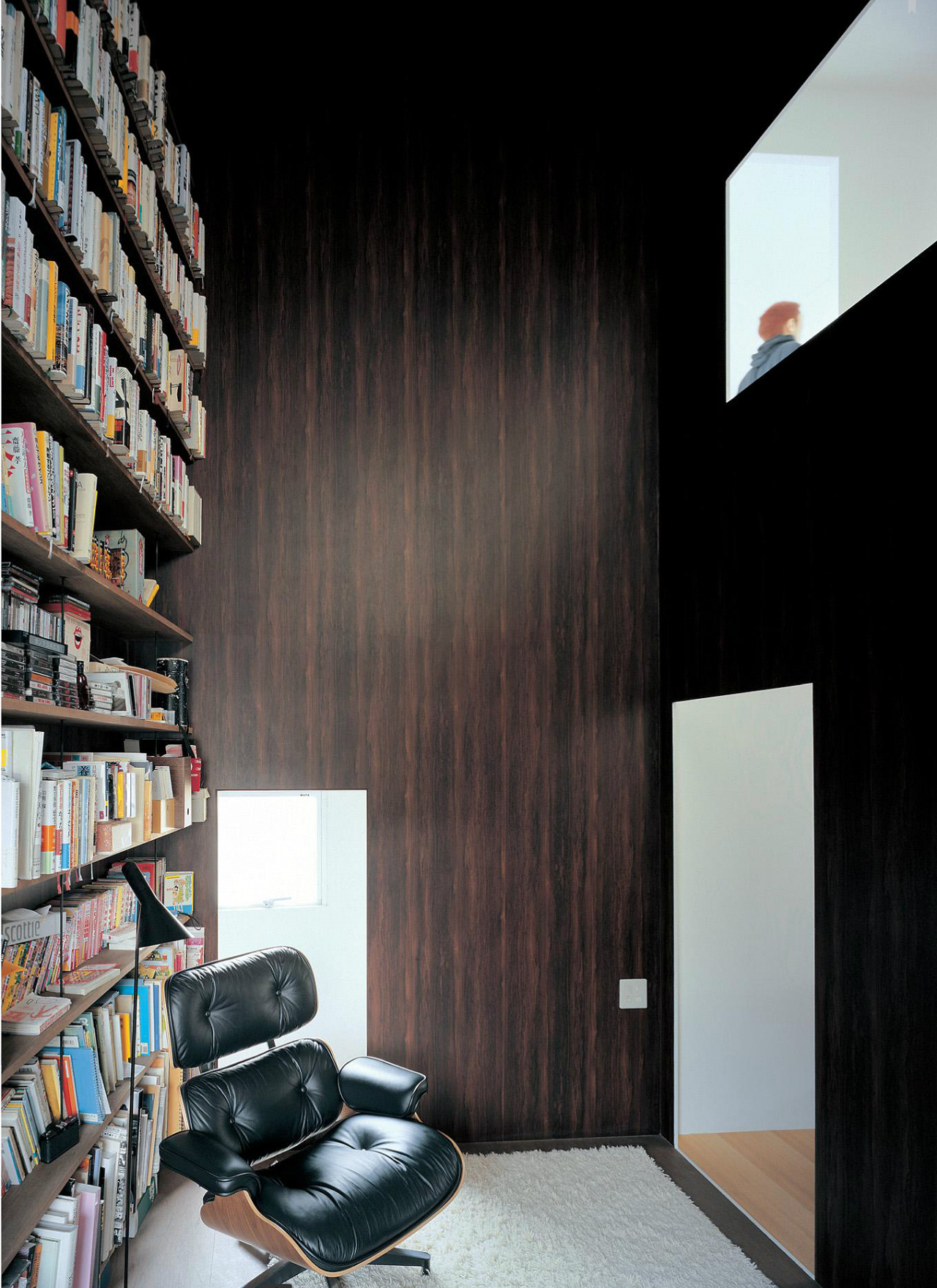 House in a Plum Grove by Kazuyo Sejima & Associates, jutaku, white steel house threaded between plum trees in Setagaya, Tokyo Guide