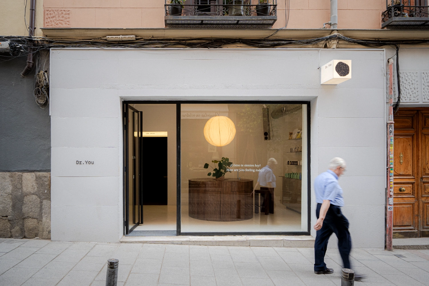 Burr Studio’s introspective apothecary for the new Dr.You in Madrid, Spain, Guide