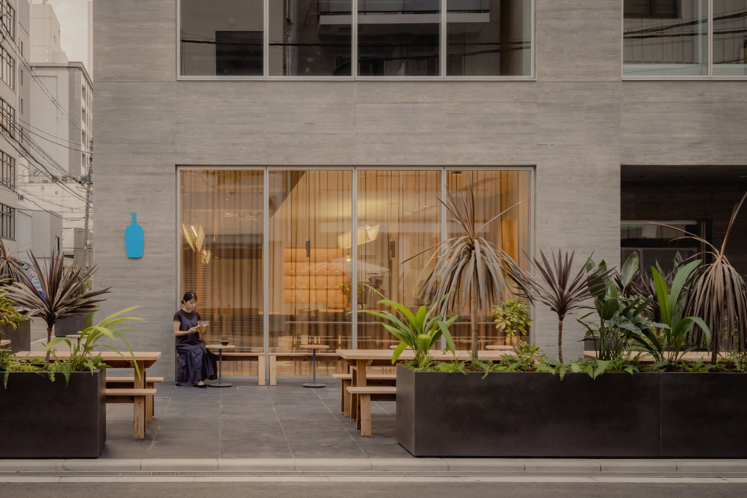 Blue Bottle Coffee Shinsaibashi Cafe by Keiji Ashizawa Design, interior design, Osaka Guide, Japan