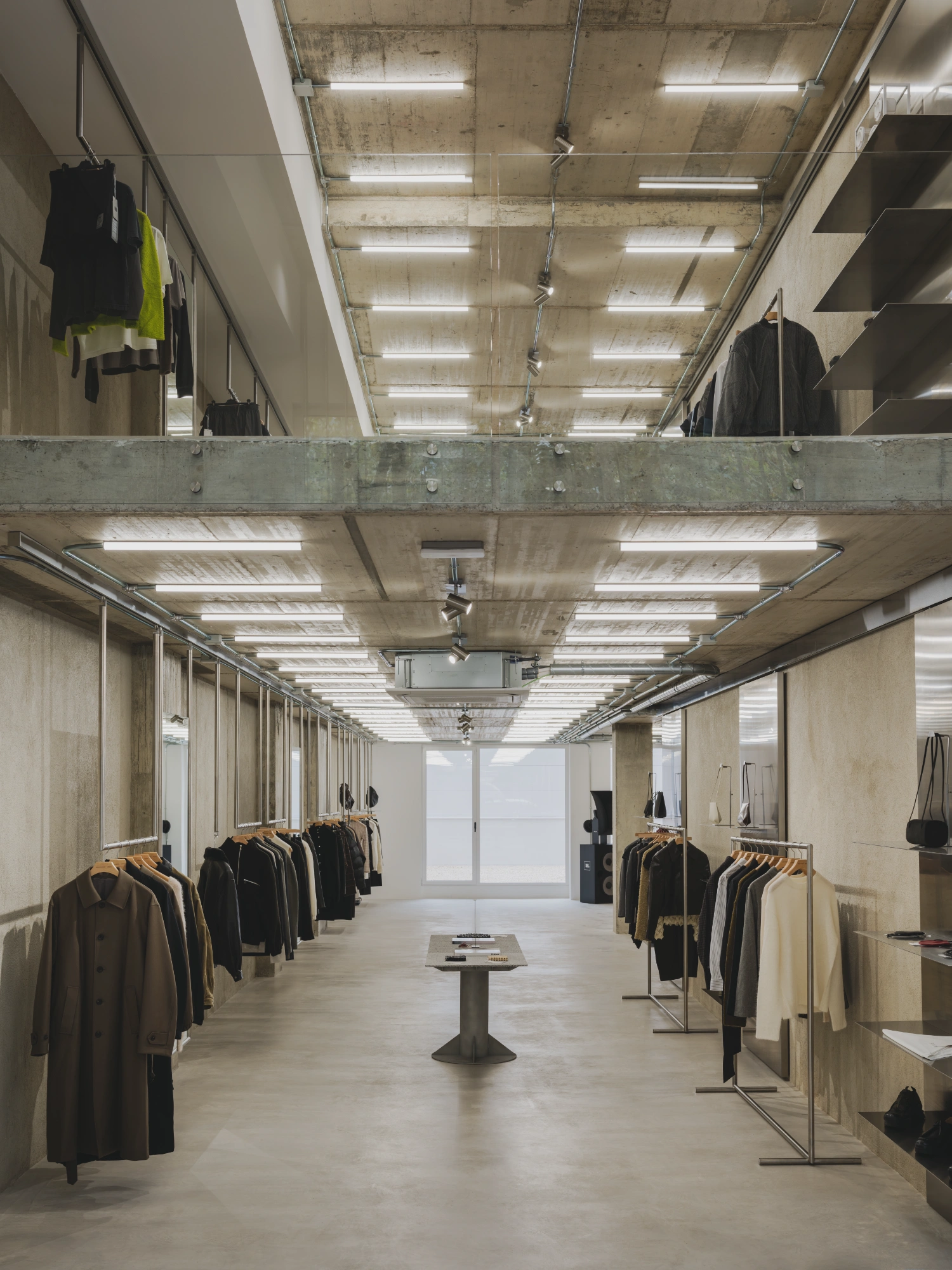 M.I.G. Store by AVOIR, Barcelona Guide, interior design, concept store
