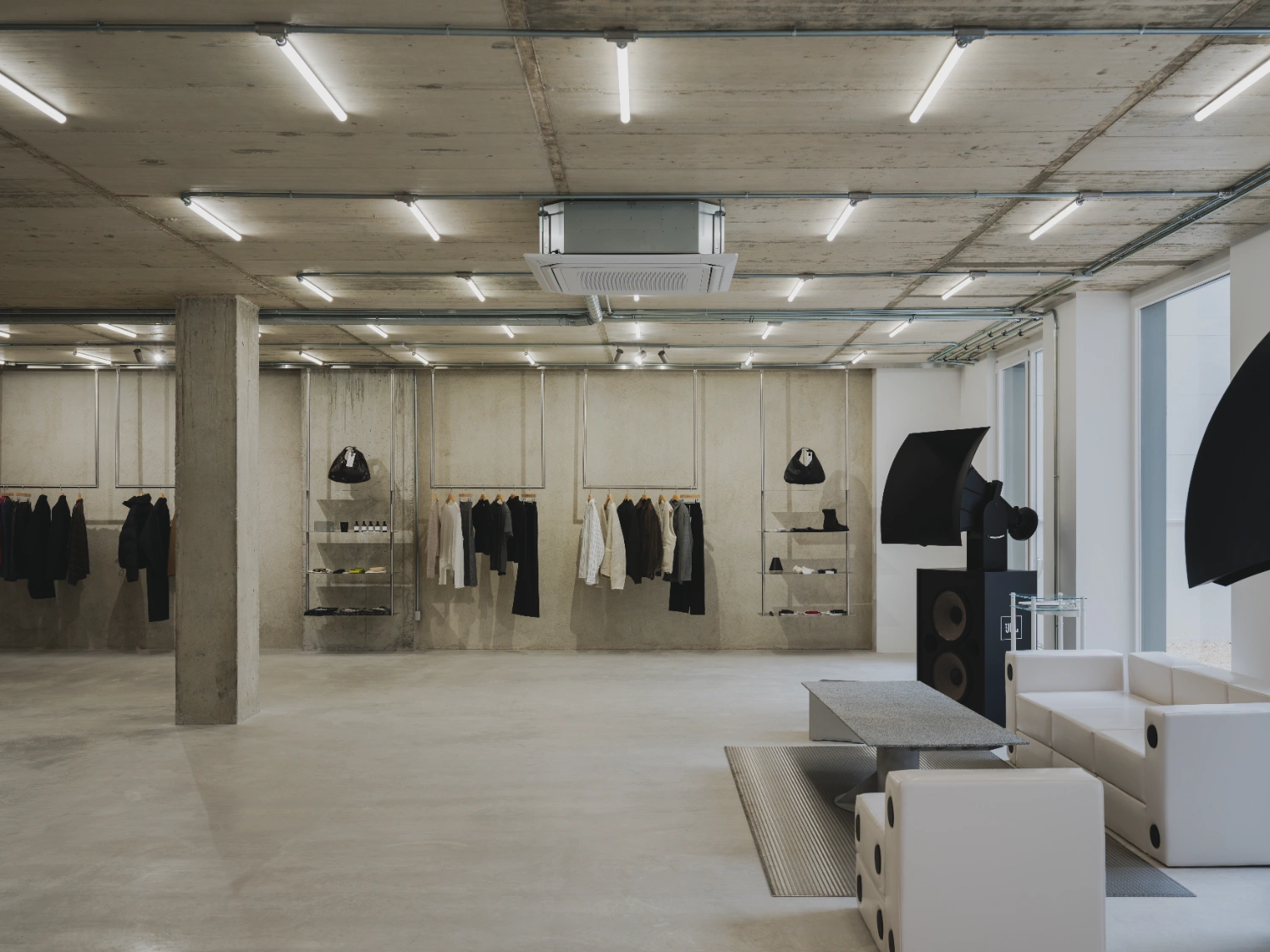 M.I.G. Store by AVOIR, Barcelona Guide, interior design, concept store