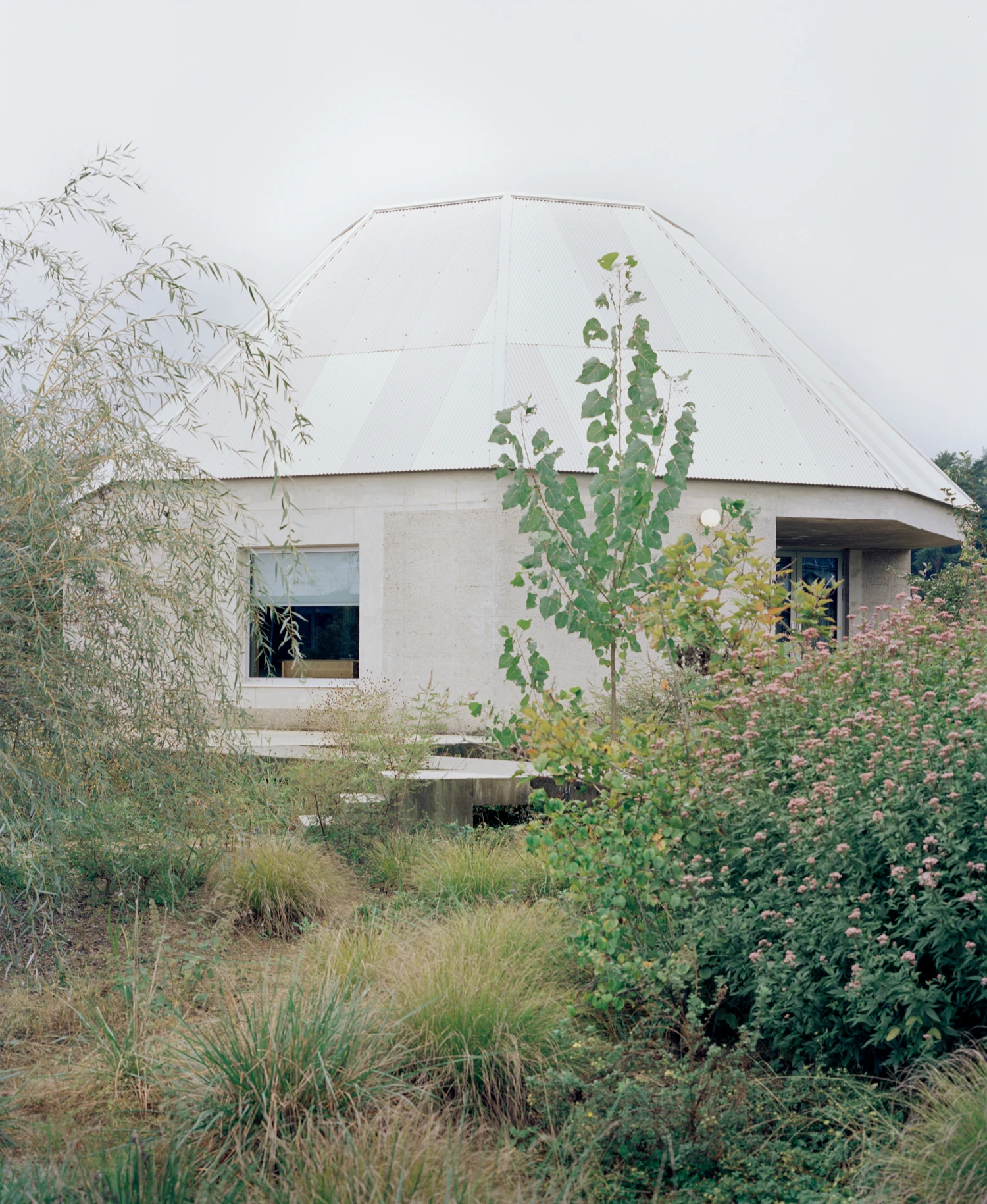 Hoji Gangneung Houses by AOA Architects, south korea guide, stay, holiday houses, concrete architecture, Gangwon