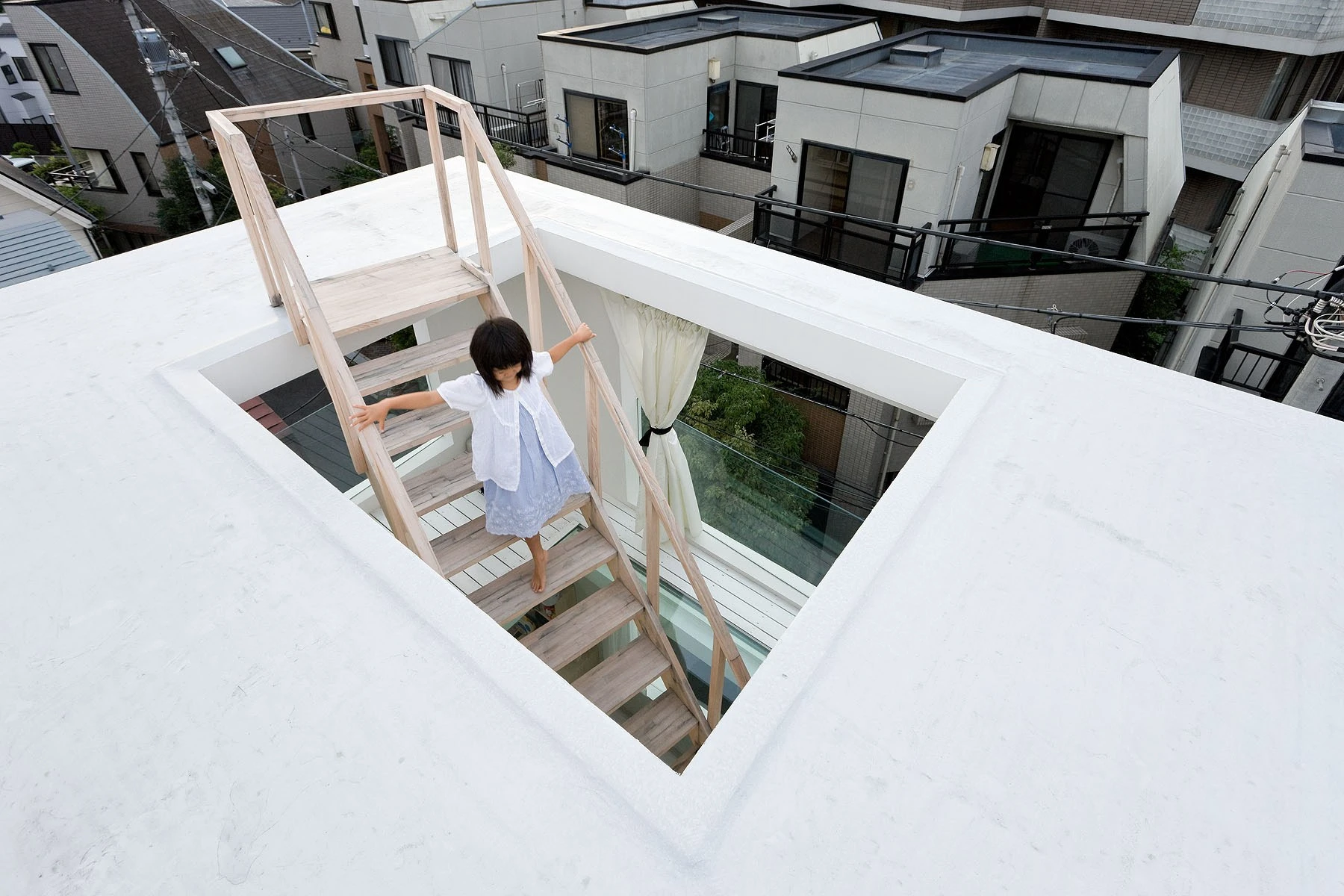House H by Sou Fujimoto Architects, japanese architecture, Tokyo Guide, jutaku, family house