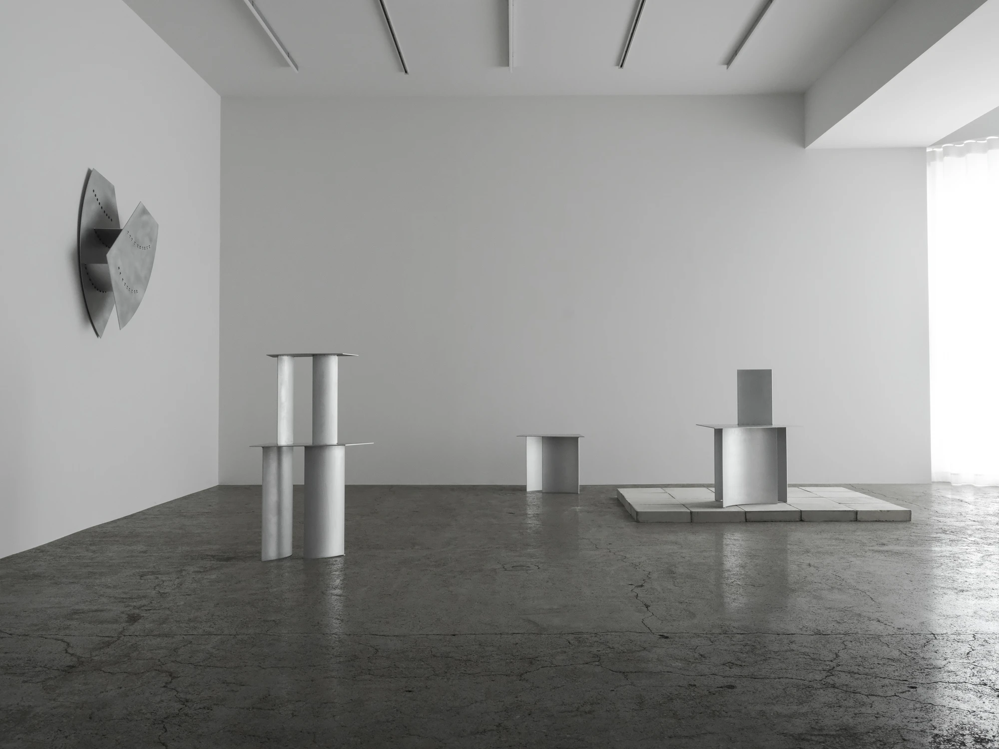 Klon Klon by Siin Siin at Licht Gallery