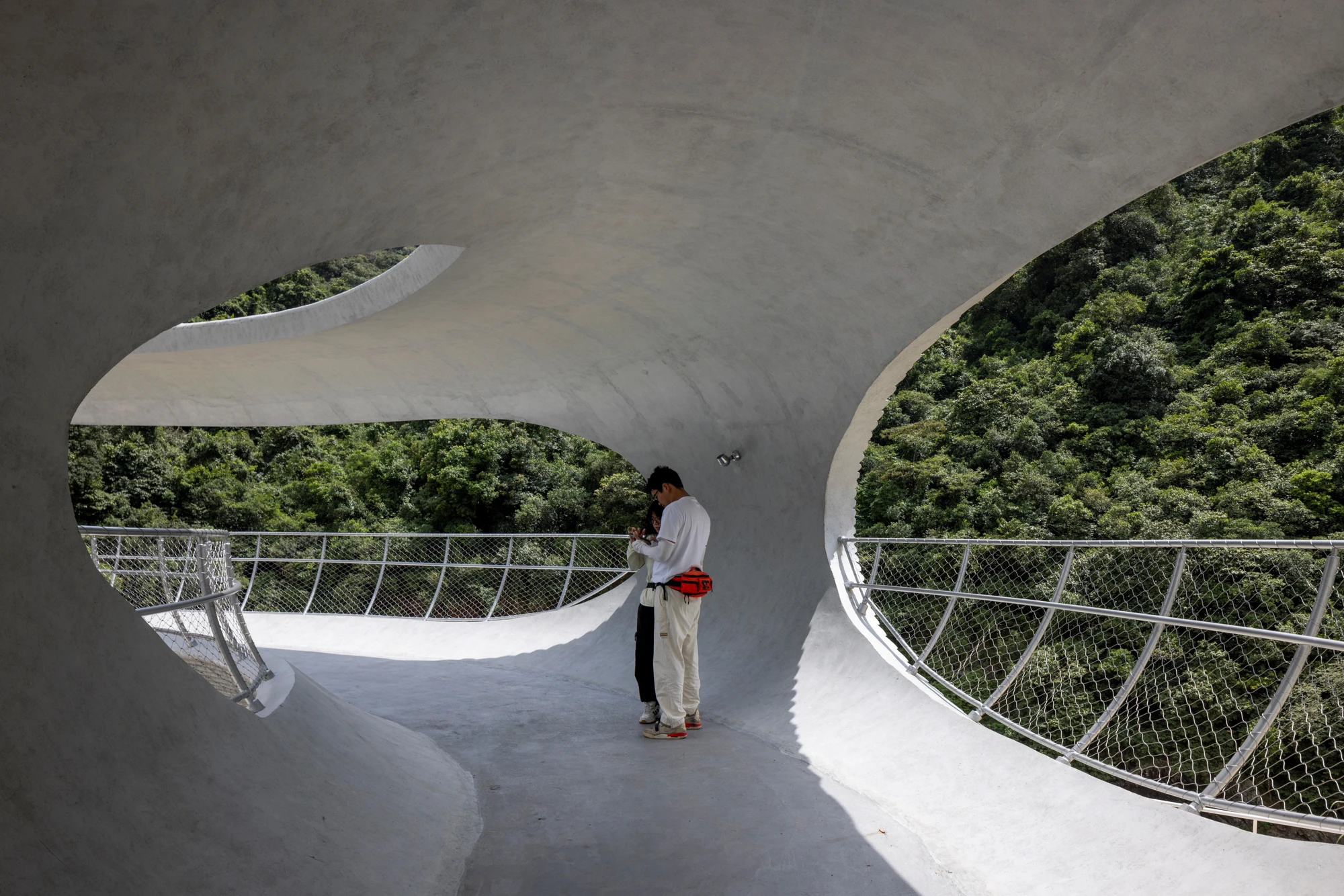Resting Loop with Views by HCCH Studio, concrete pavilion, cycling rest stop, Huizhou, China, Mount Luofu, guide, off-the-grid