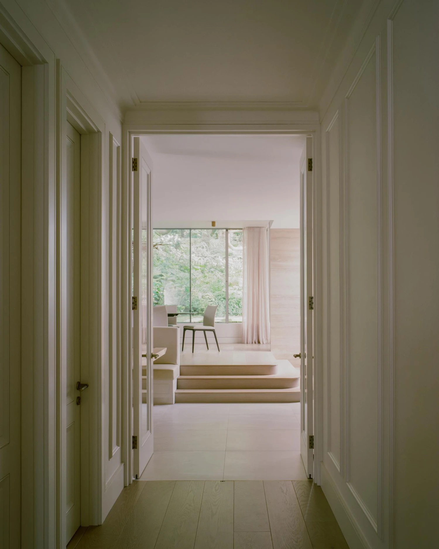 The Space Between by Matthew Giles Architects, London, Highgate, residential retrofit, Lorenzo Zandri, London Guide