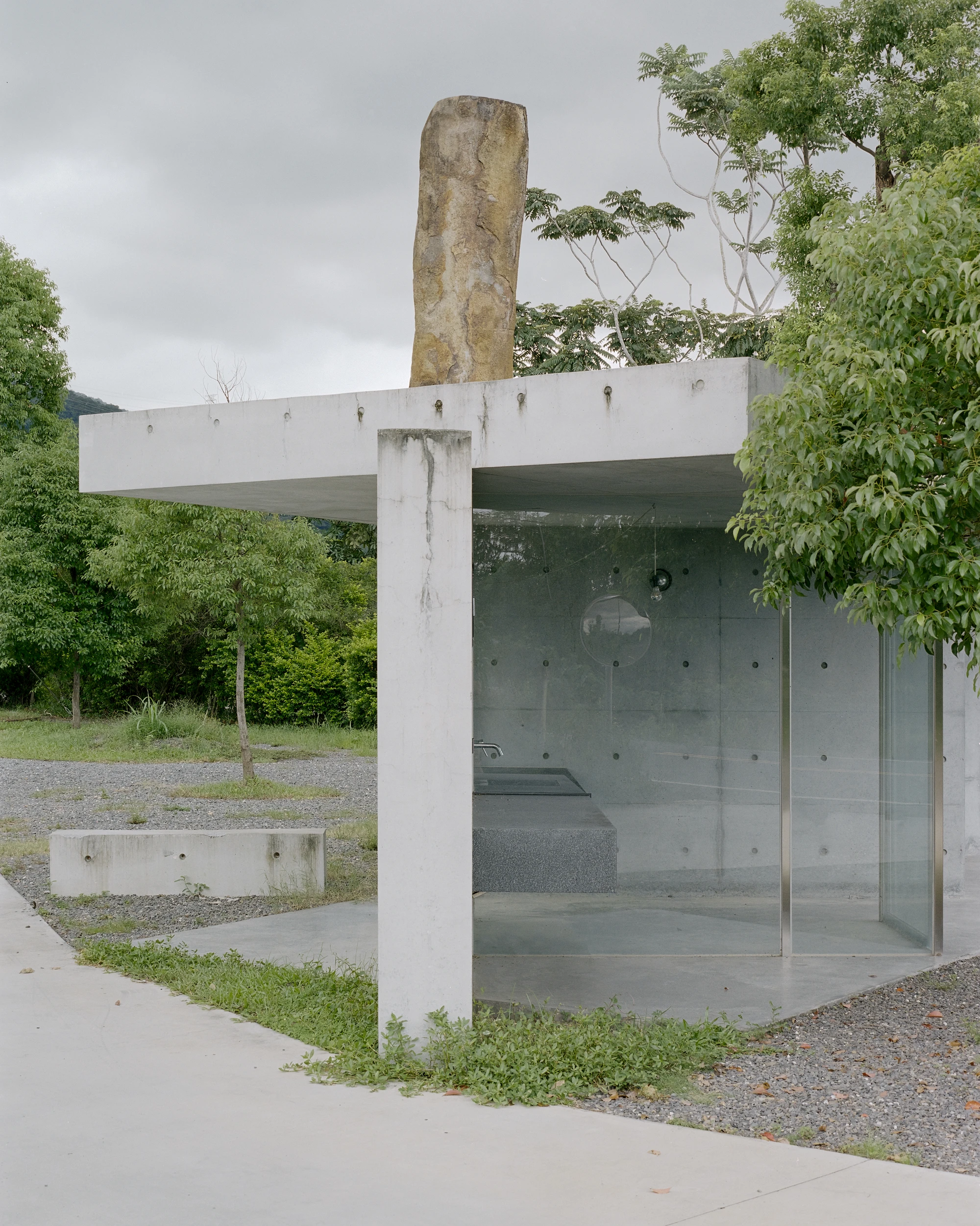 Entry Pavilion by metrics architecture studio, hospital pavilion, Taiwan Guide, concrete architecture, public space