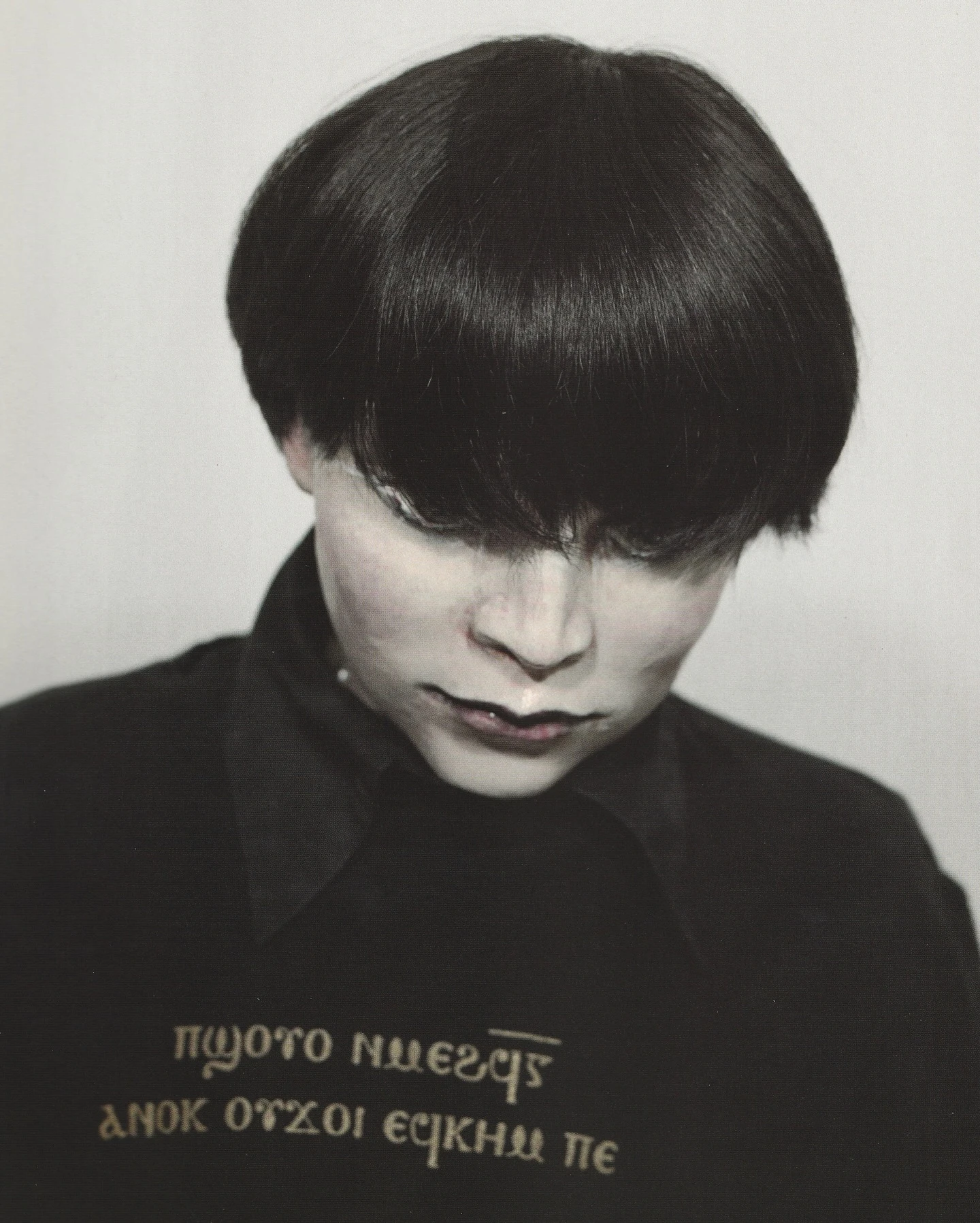 40 Portraits 2003-2008 by Gisèle Vienne, handcrafted doll portrait with pale skin and glazed eyes, contemporary art photography and sculpture