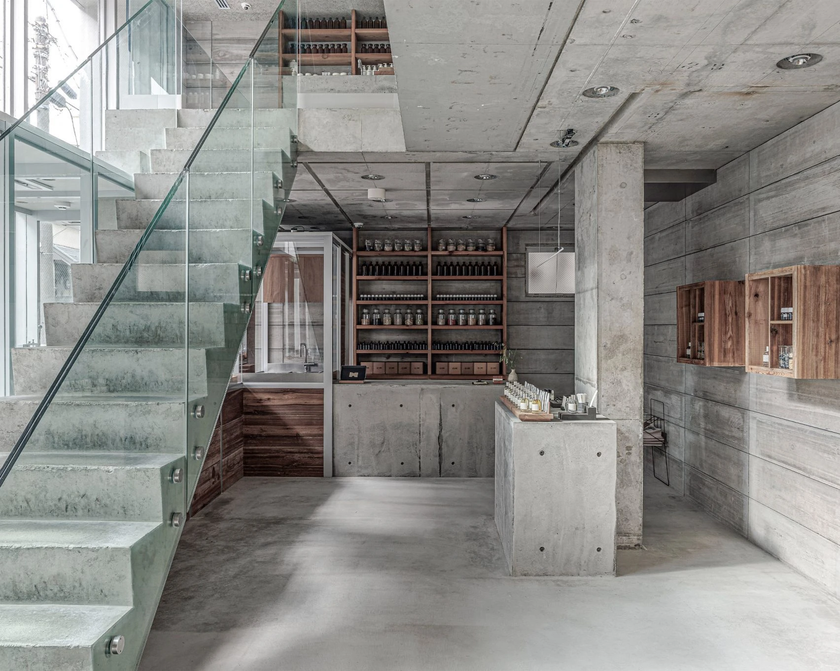 Le Labo Store by Schemata Architects, Daikanyama, Tokyo, Japan, wood grain concrete, concept store, interiors