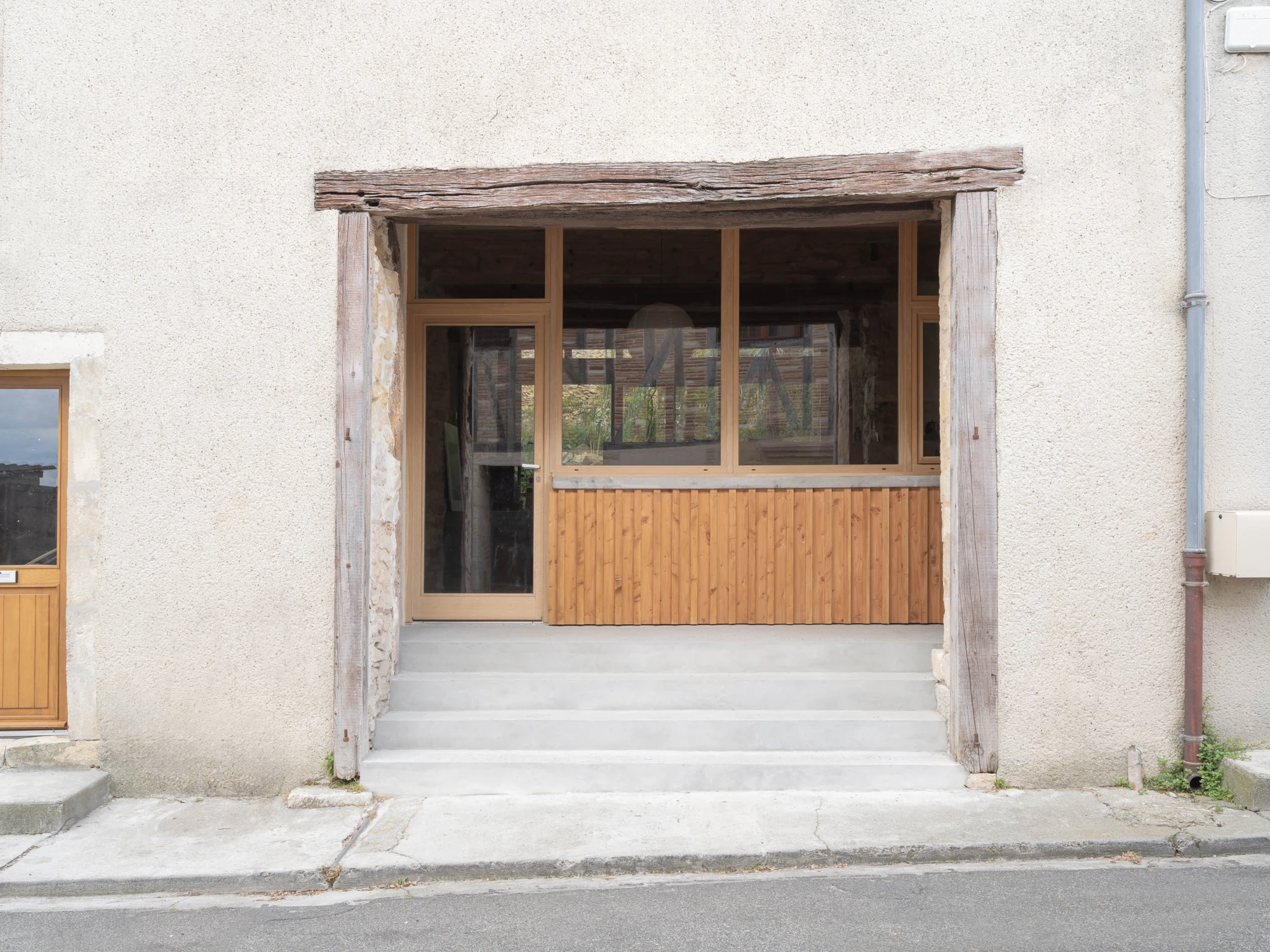 Maison Enzo by Les Ateliers Permanents, Aurignac, France, stone renovation, medieval village house, contemporary architecture