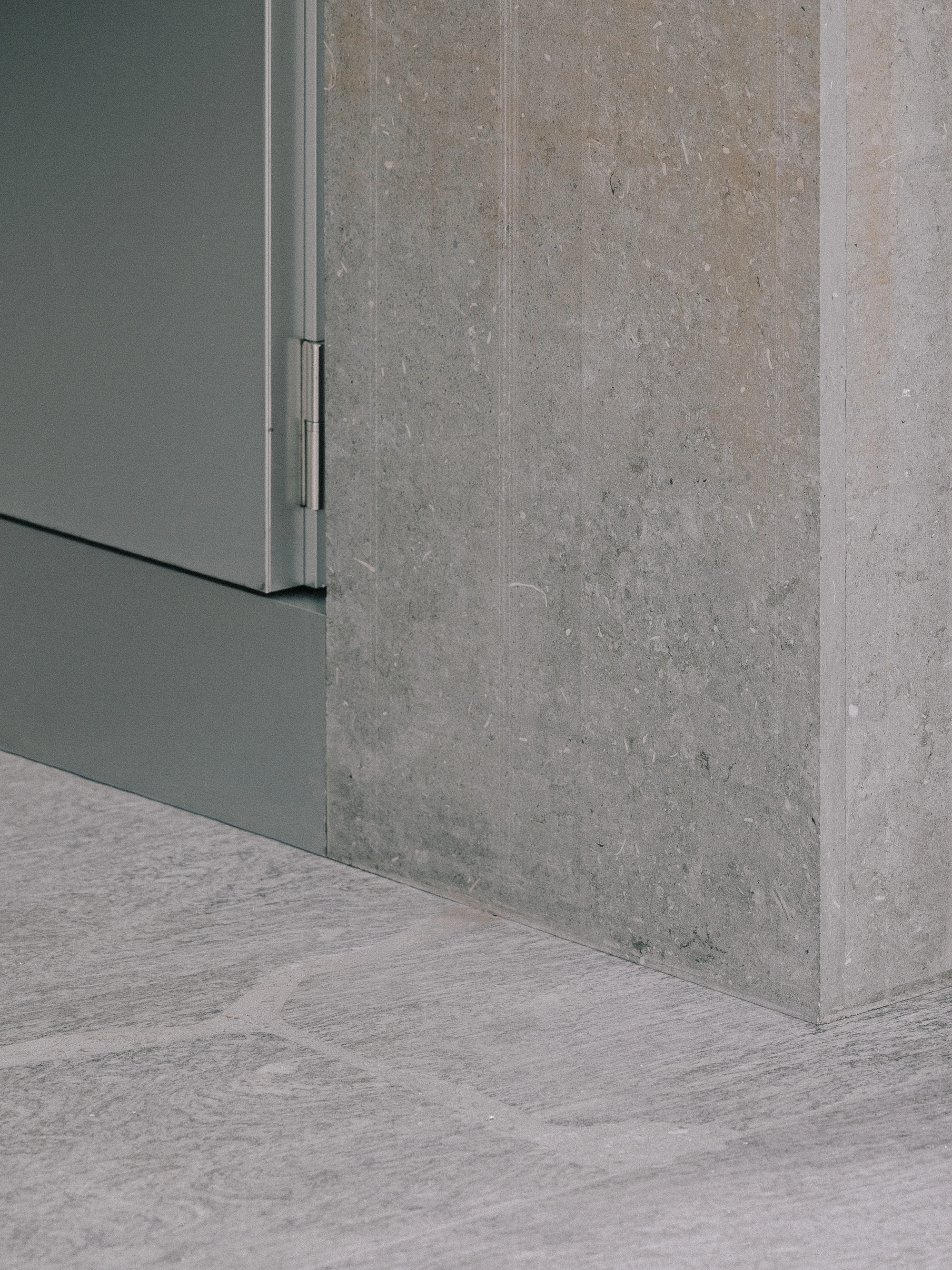 ST01 Flagship Store Seoul, South Korea, stone showroom, Lee Yongbaek, palladiana floor, rail-mounted panels, interiors