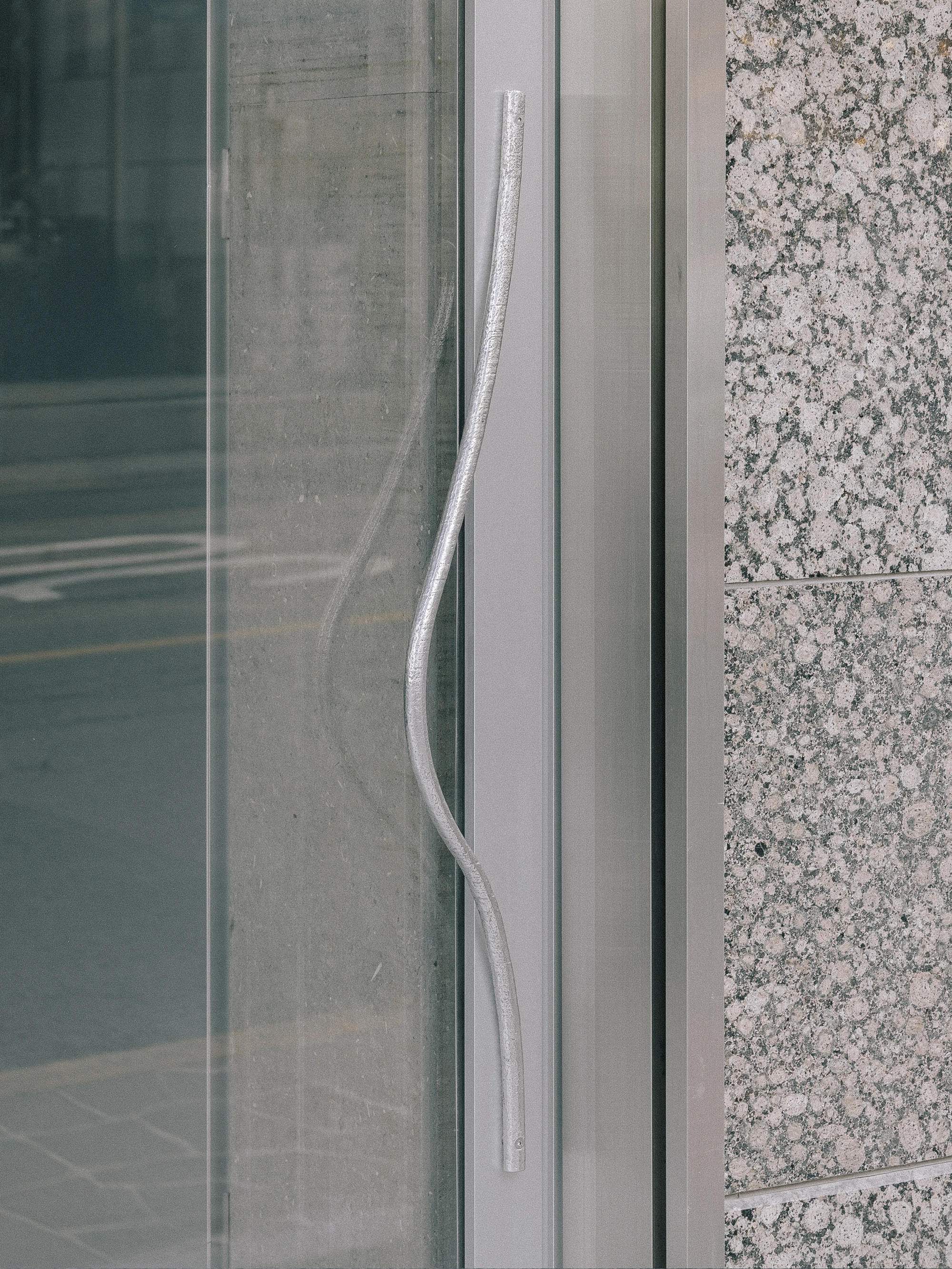 ST01 Flagship Store Seoul, South Korea, stone showroom, Lee Yongbaek, palladiana floor, rail-mounted panels, interiors