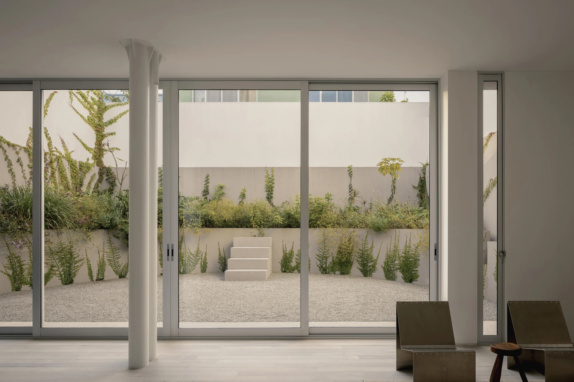 Casa Tlaloc by LÓPEZ GONZÁLEZ, Xalapa Mexico, concrete house, vertical architecture, tropical