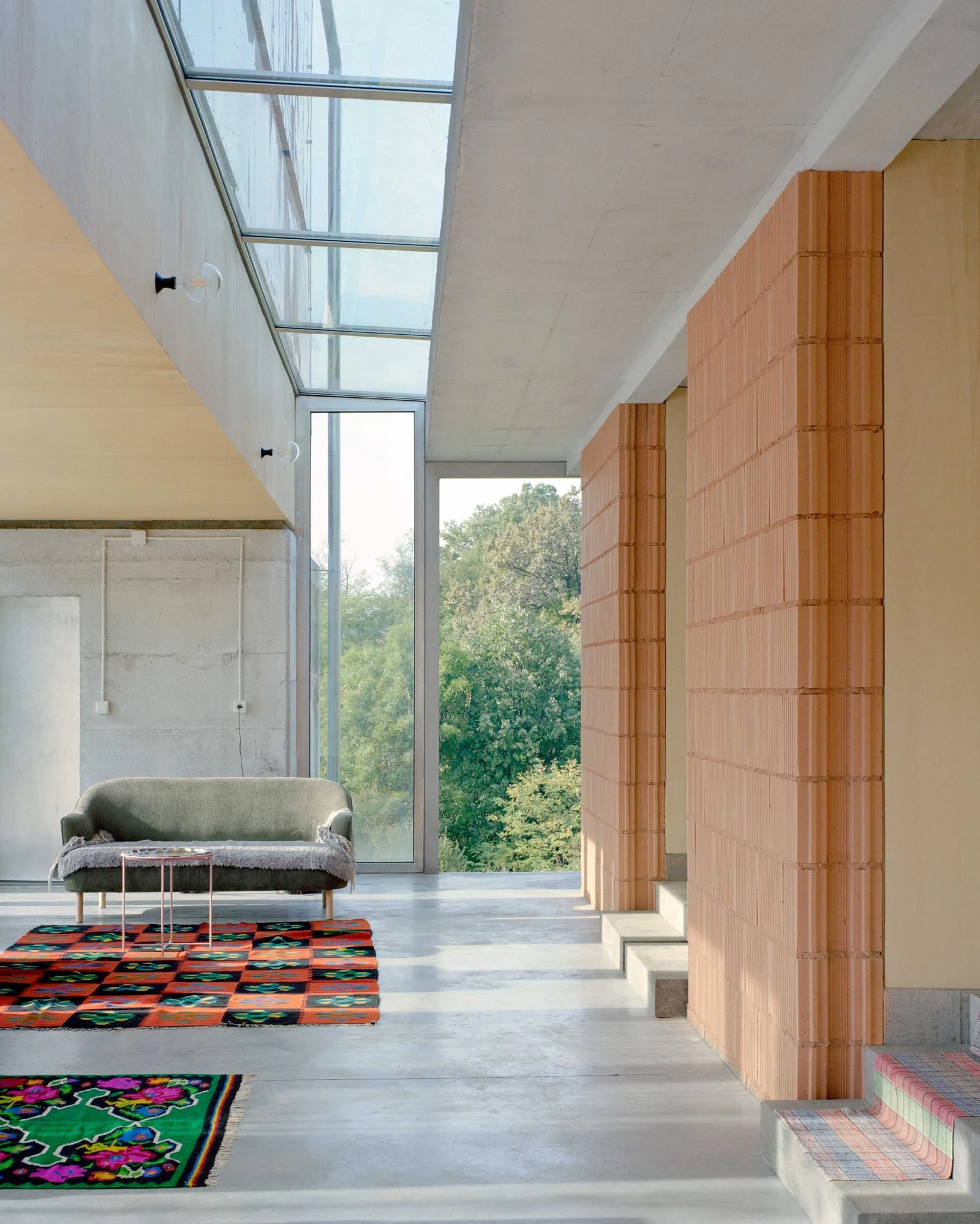 House for 5 Women by TEN, Gradačac Bosnia, social housing, colorful facade, collaborative architecture