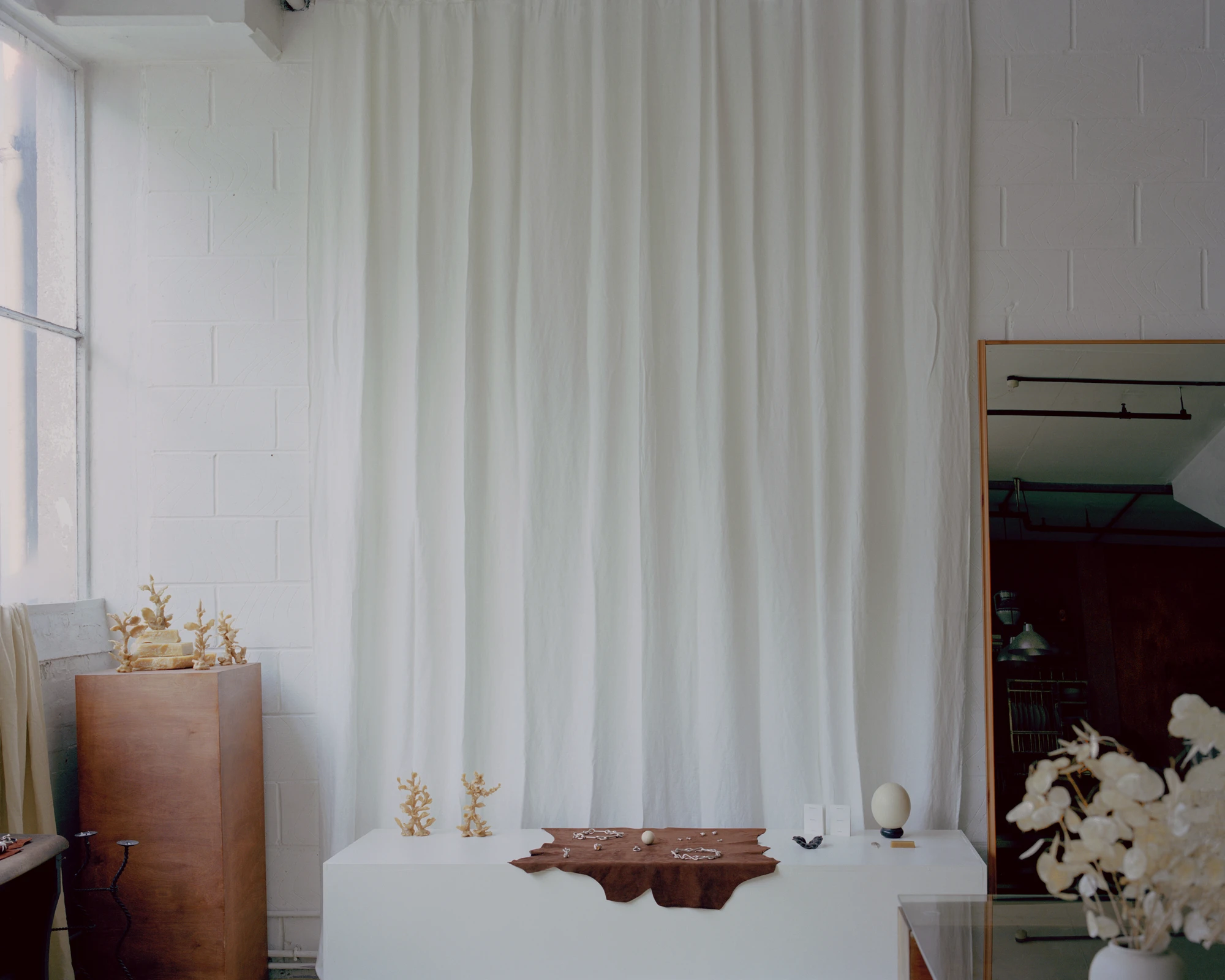 Unit 2F Hackney Wick Studio House by Mutter, London warehouse interior, jewellery studio, creative living space